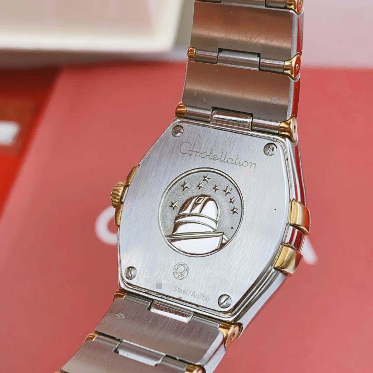 Omega 123.25.24.60.55.008 detail 3