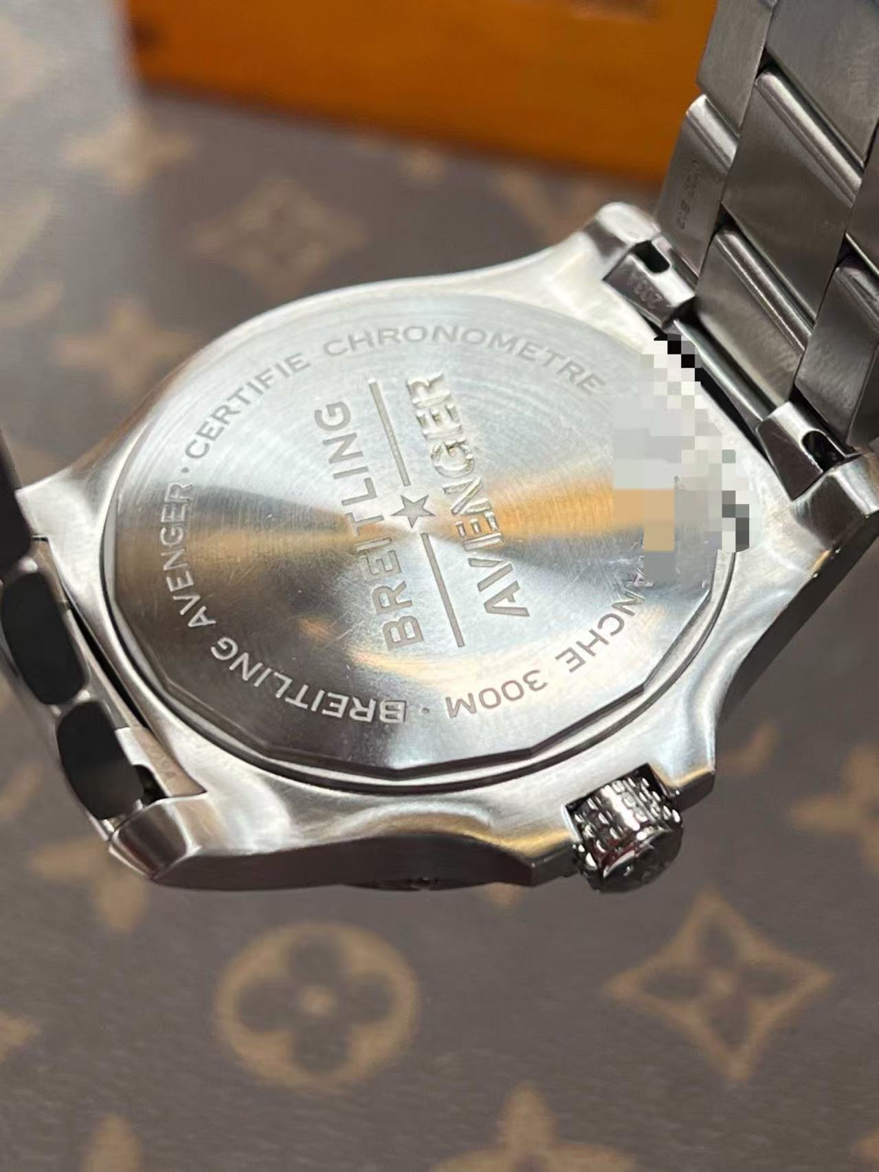 Breitling A17318101C1A1 detail 6