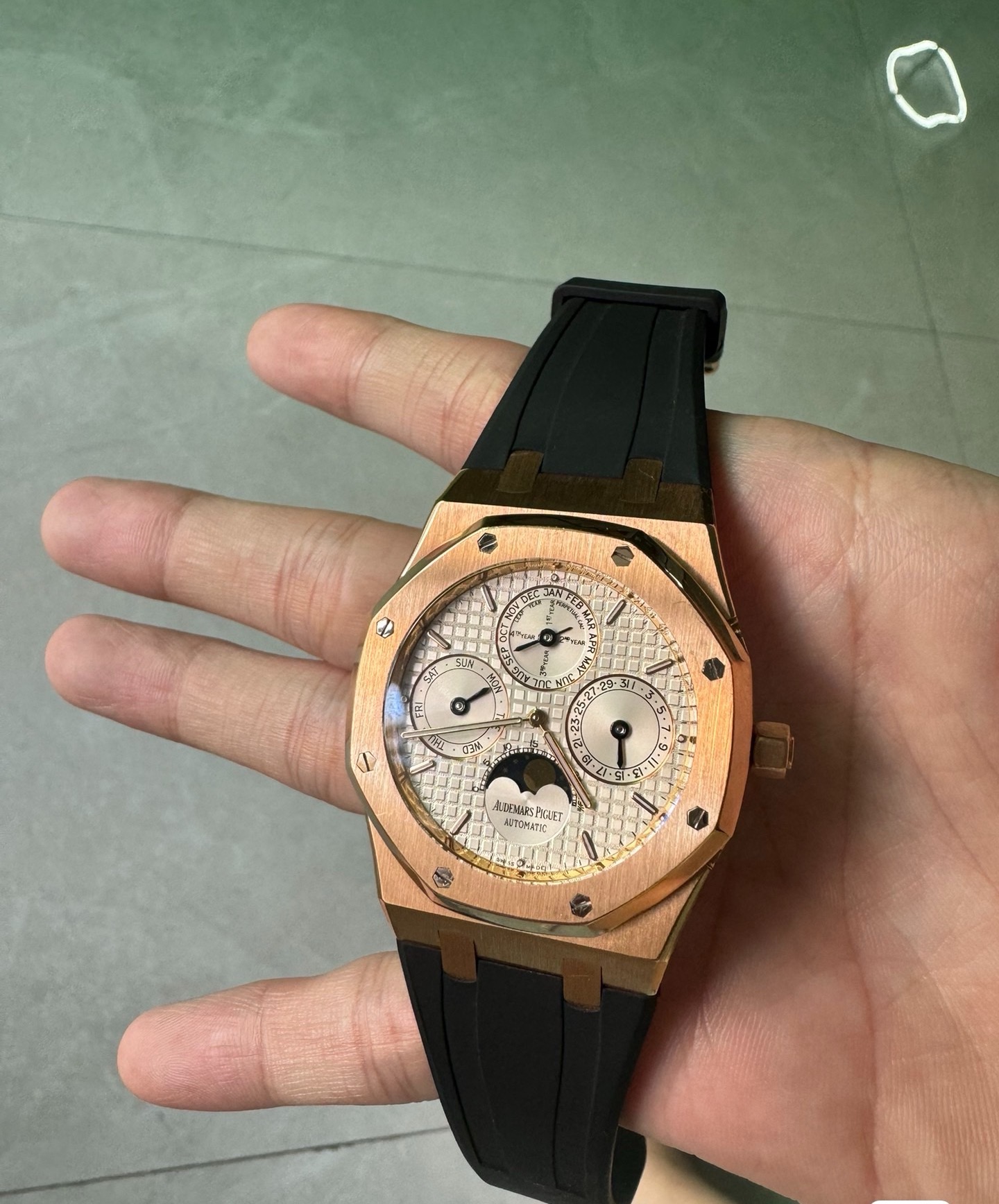 Audemars Piguet 26252OR.OO.D092CR.02 detail 1
