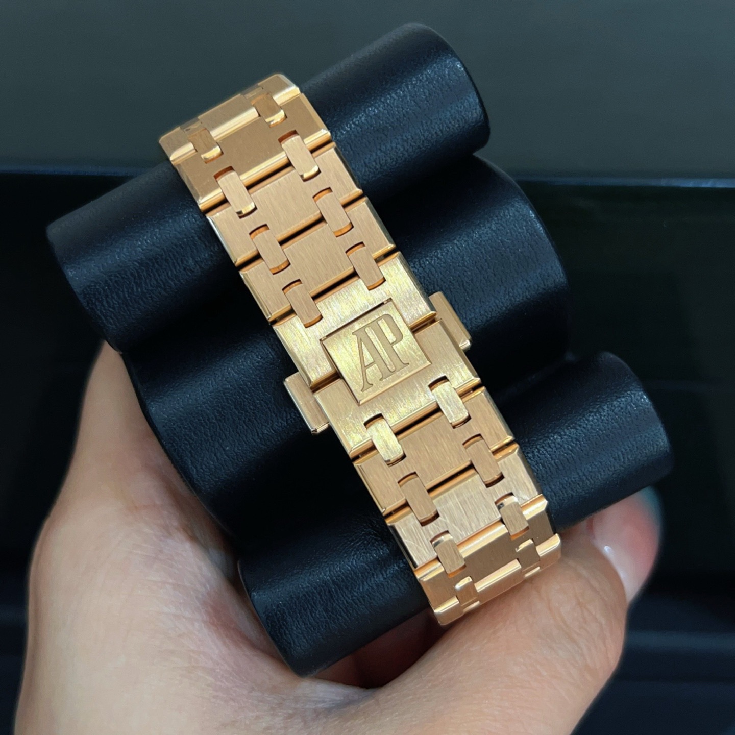 Audemars Piguet 15467OR detail 4