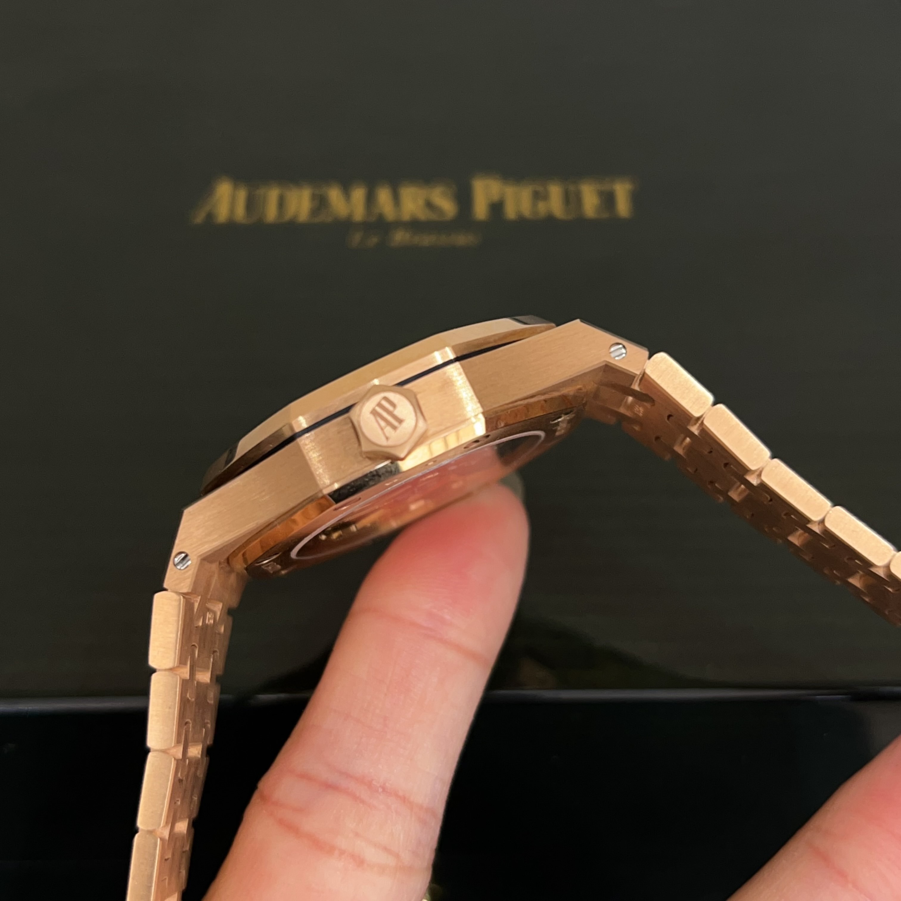 Audemars Piguet 15467OR detail 3