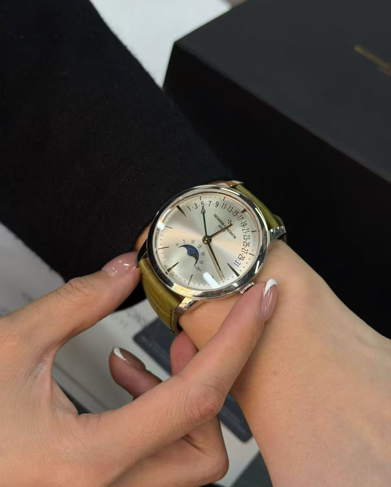 Vacheron Constantin 4010U / 000G-H070 detail 6