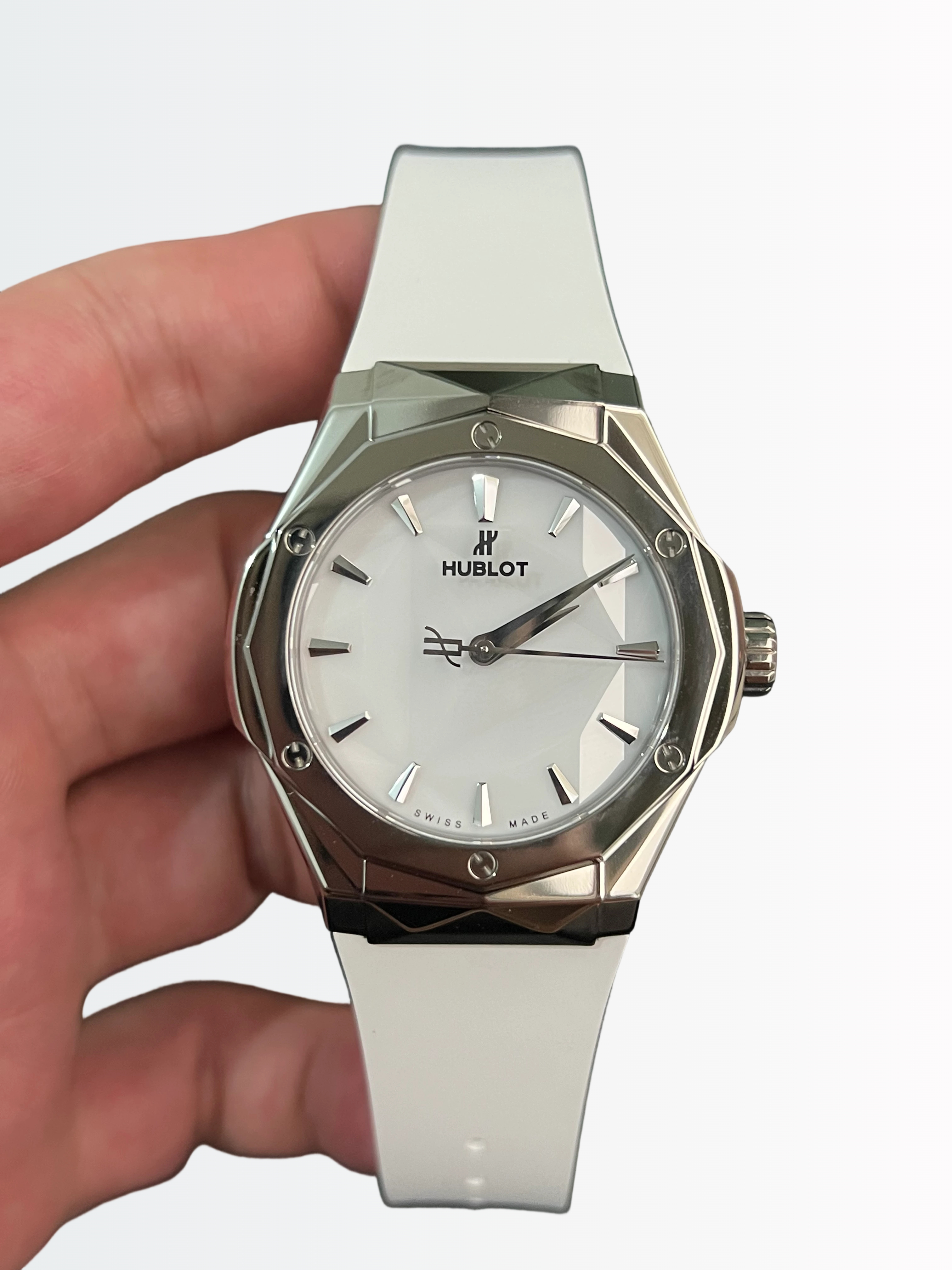 Hublot 550.NS.2200.RW.ORL20