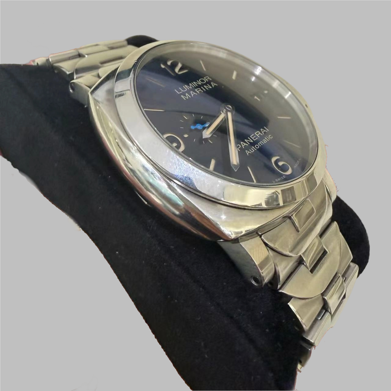 Panerai PAM01058 detail 1