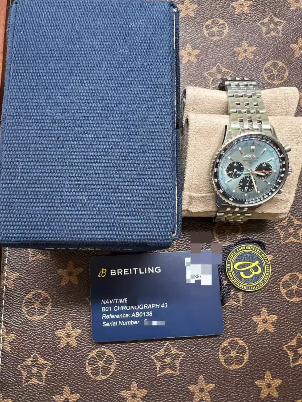 Breitling AB0138241C1A1 detail 4