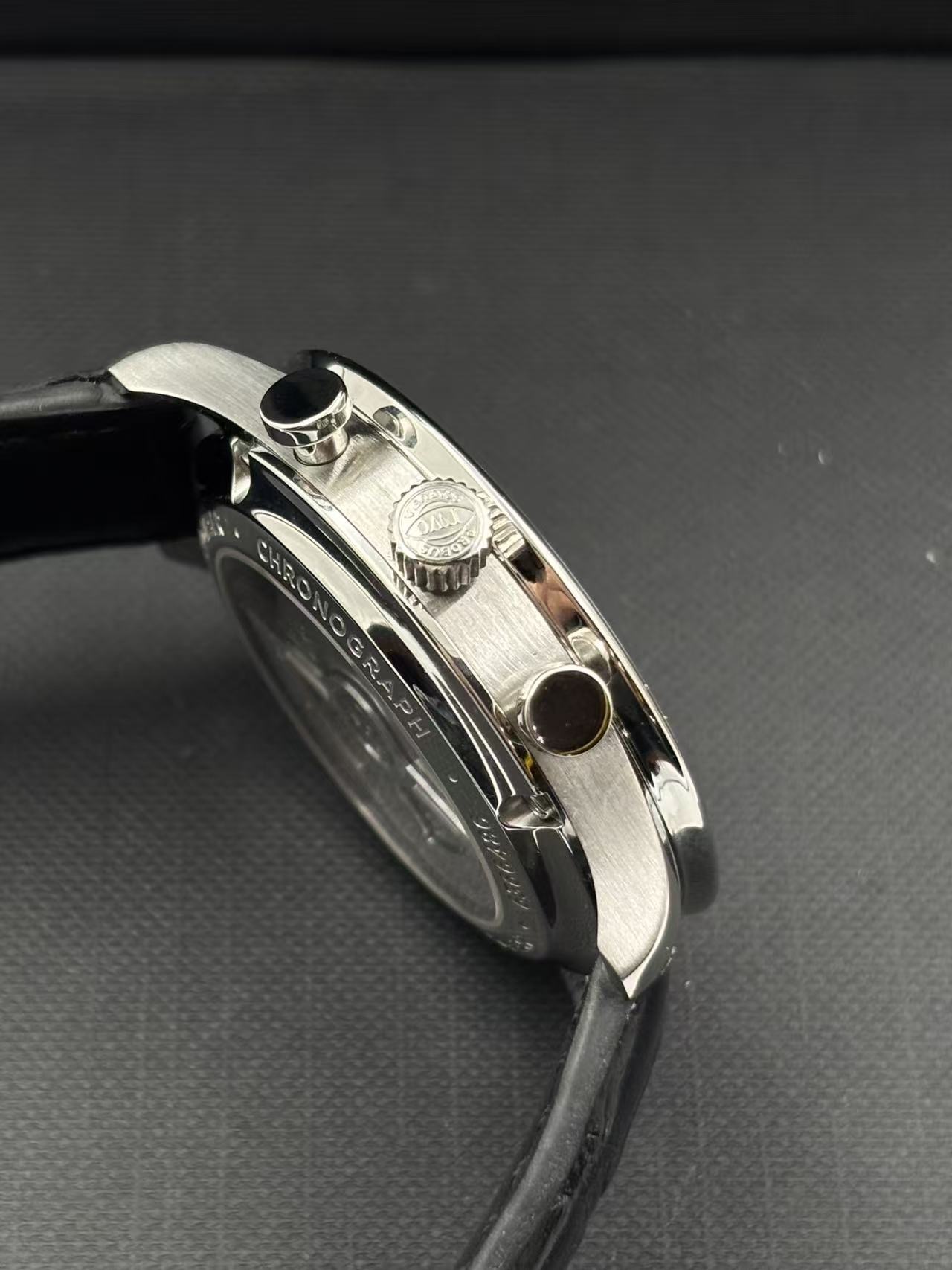 IWC IW371604 detail 4