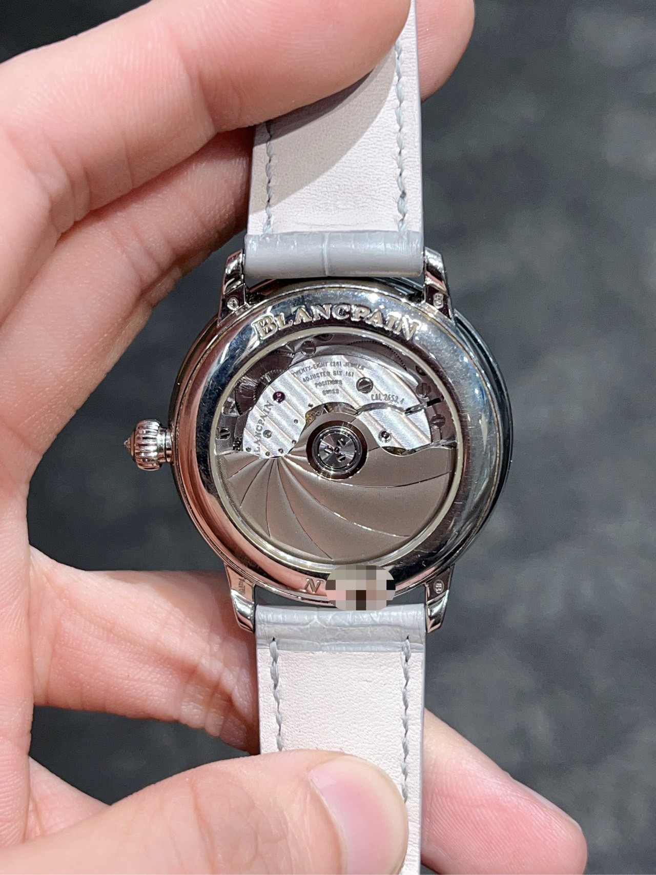 Blancpain 3650-1944L-58B detail 2