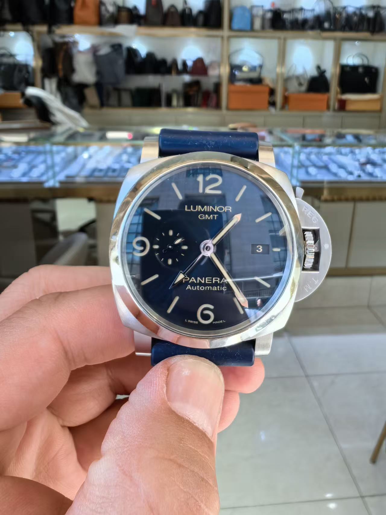 Panerai PAM01033