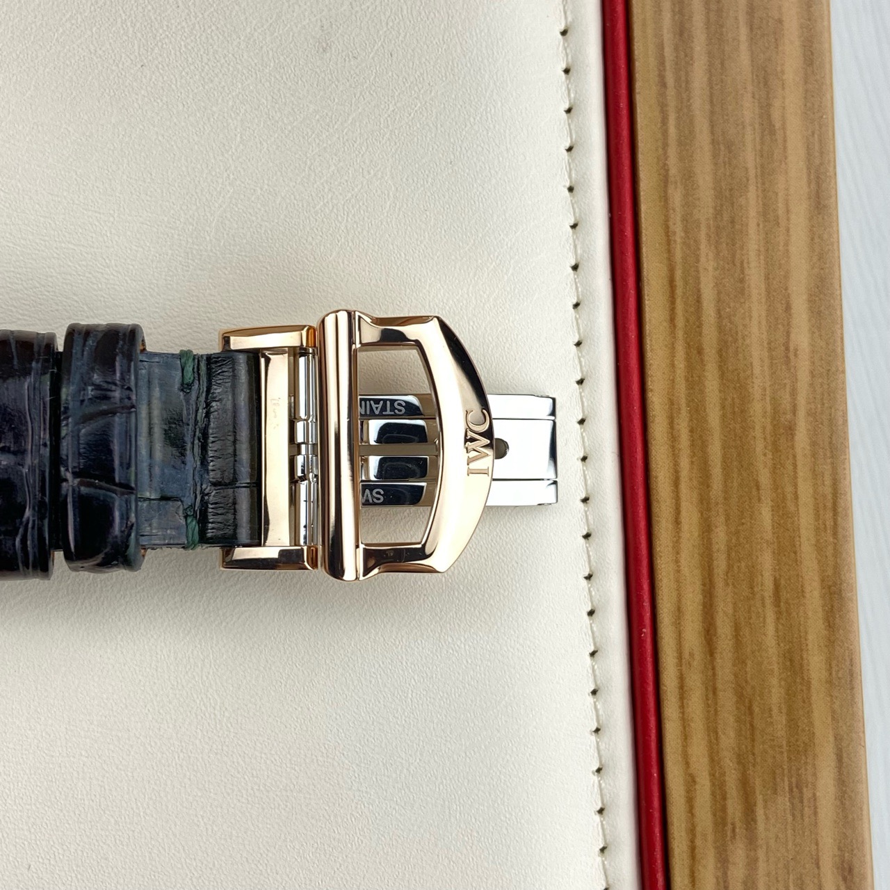 IWC IW357409 detail 3