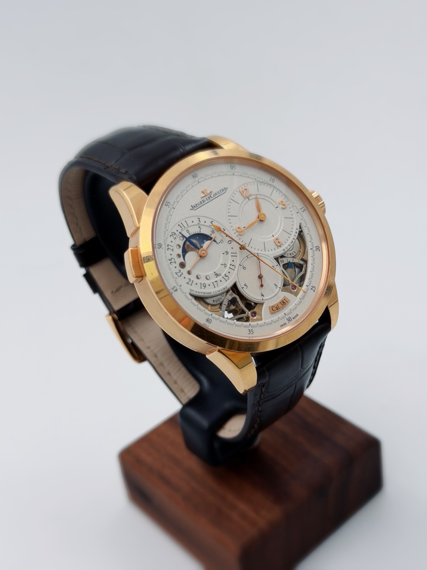 Jaeger-LeCoultre 604242J detail 4