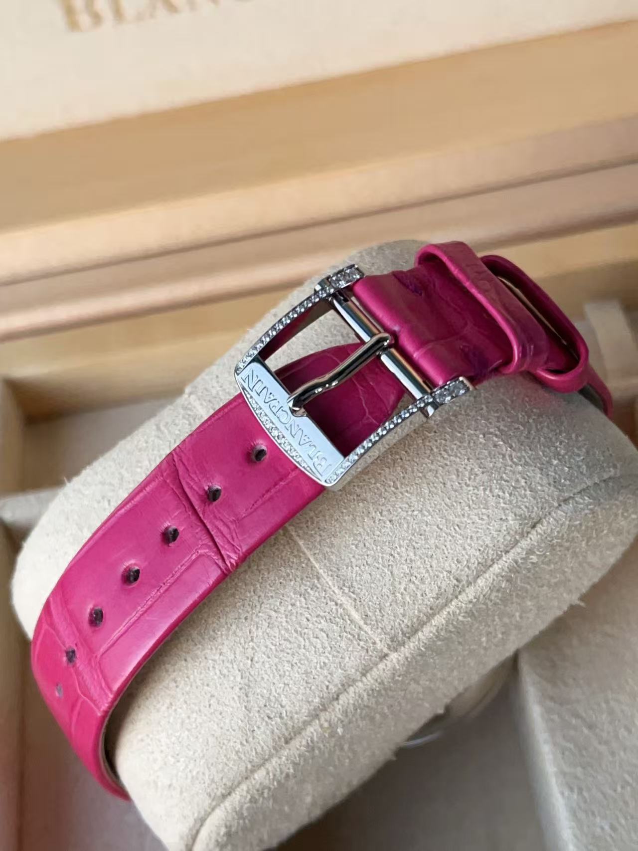 Blancpain 3661A-1954-95A detail 3