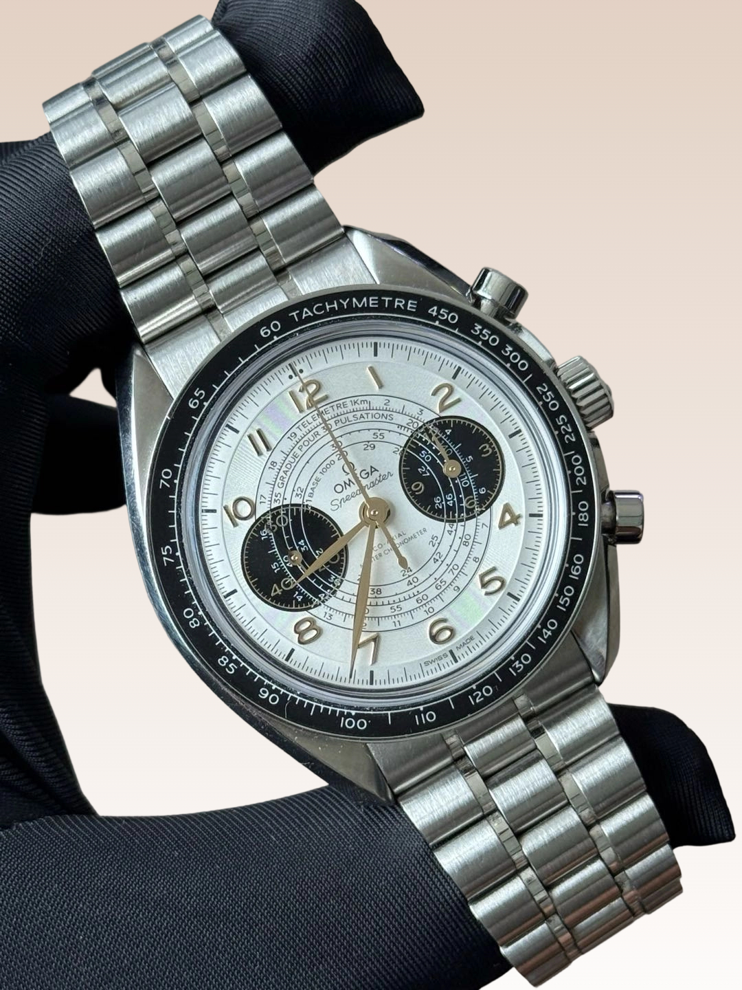 Omega 522.30.43.51.02.001 detail 2
