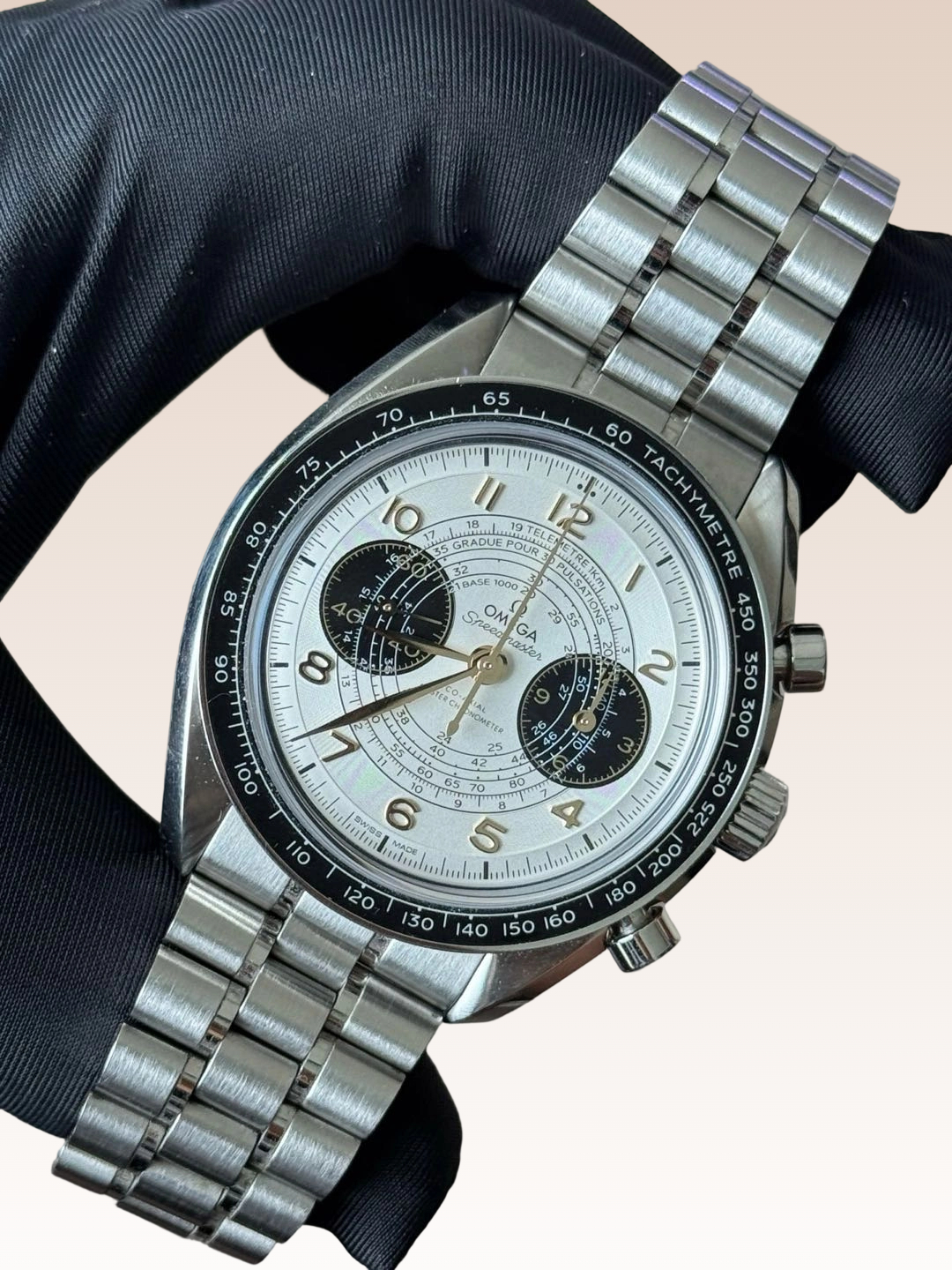 Omega 522.30.43.51.02.001 detail 3