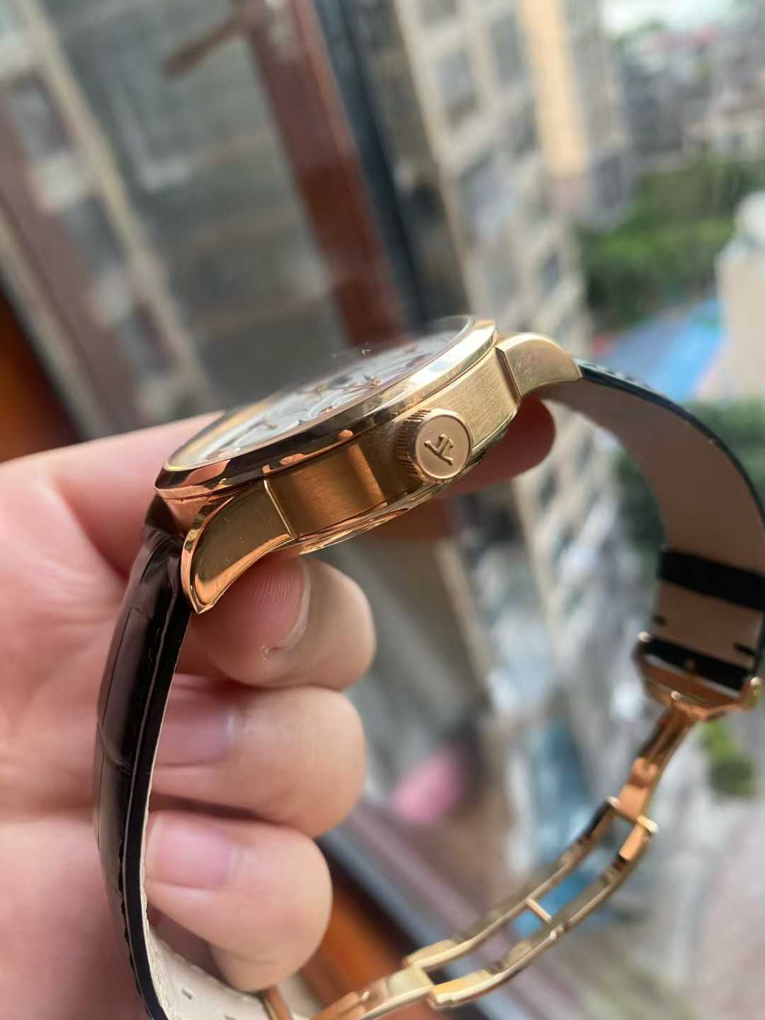 Jaeger-LeCoultre 6042420 detail 3