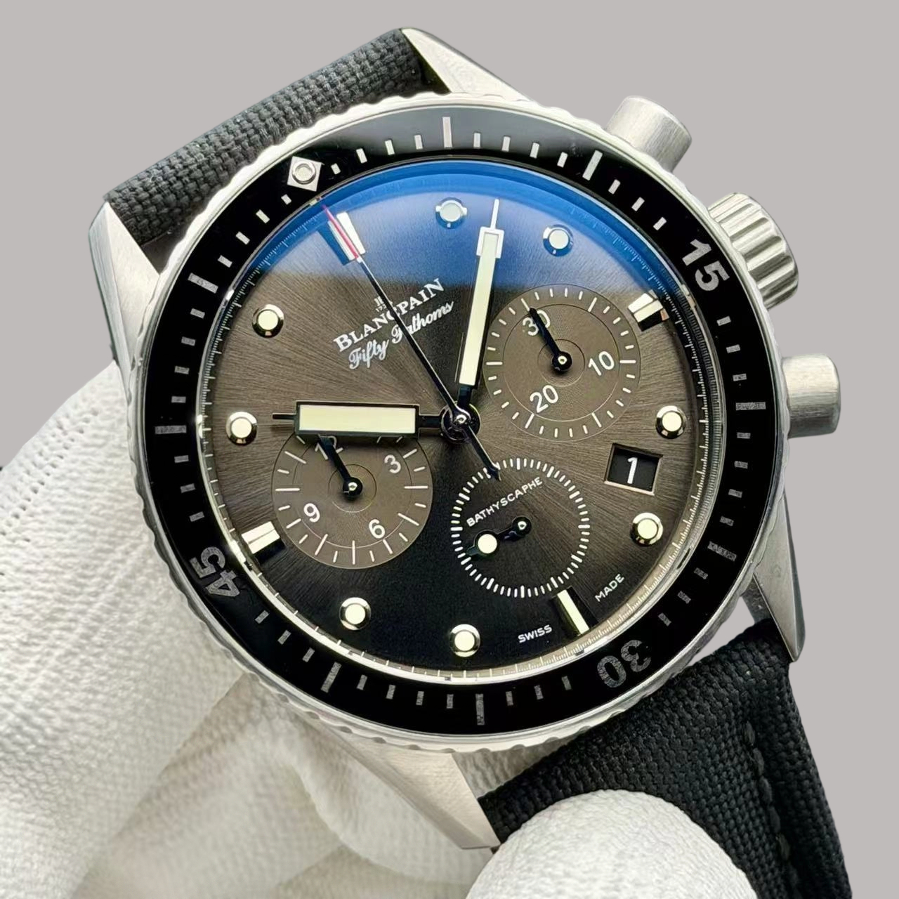 Blancpain 5200-1110-B52A detail 1
