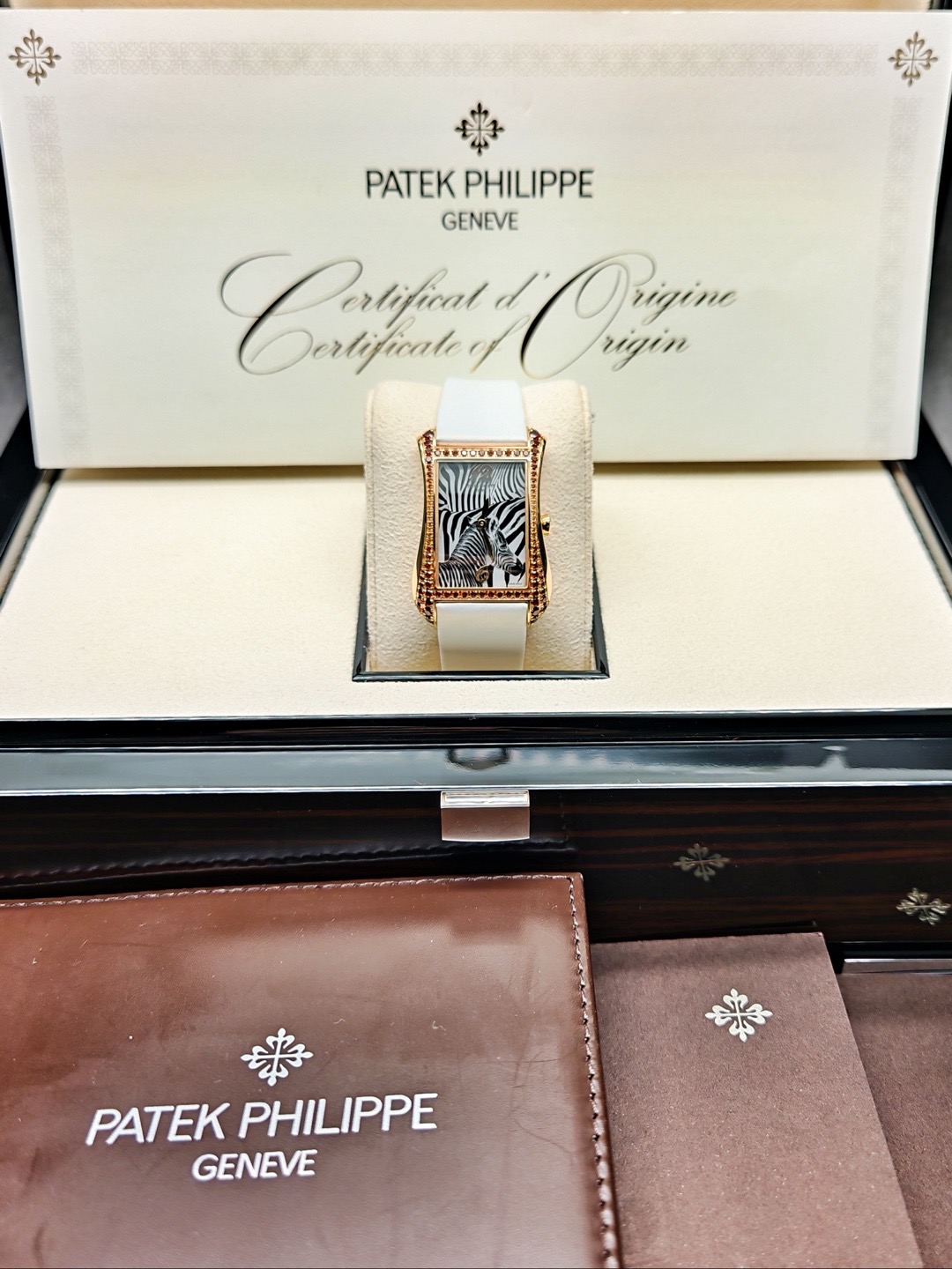 Patek Philippe 4962 / 200R-010 detail 7