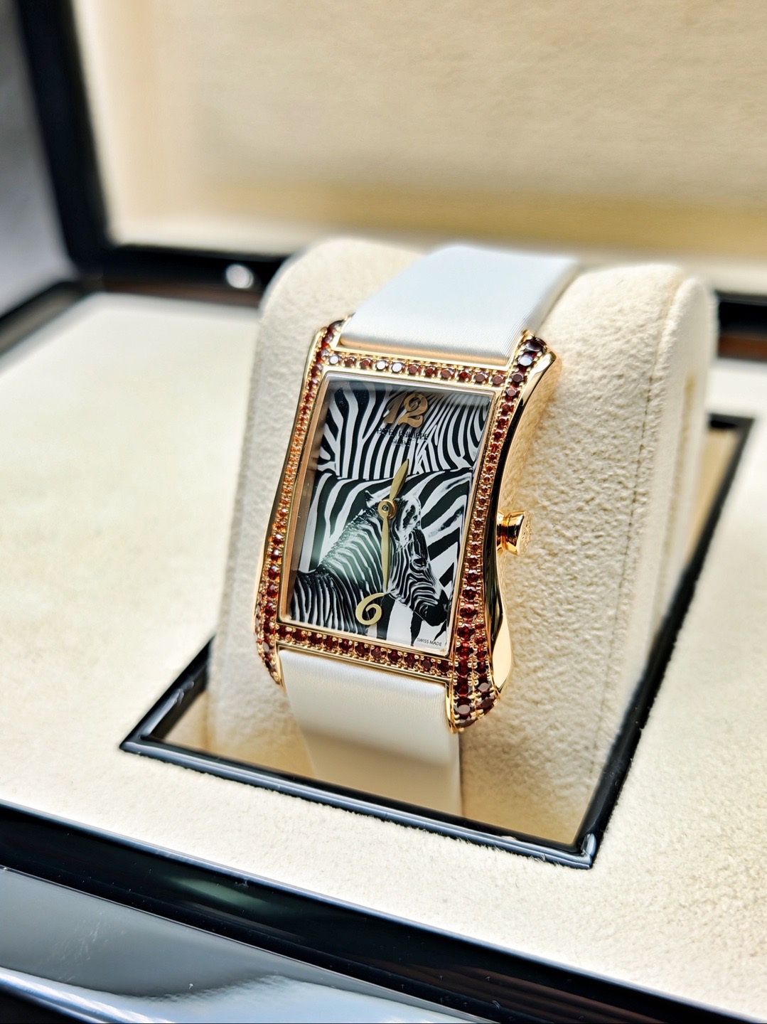 Patek Philippe 4962 / 200R-010