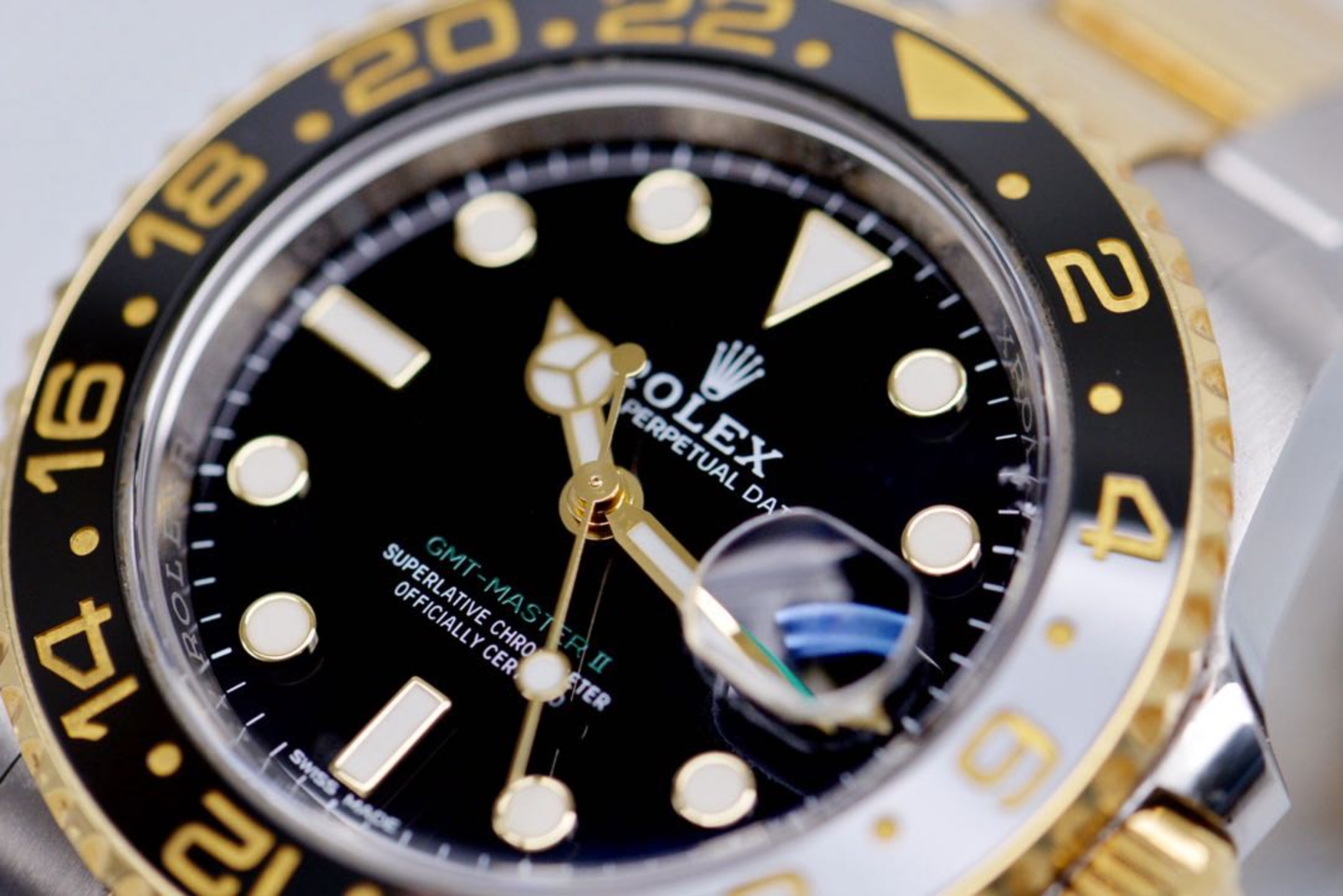 Rolex 116713LN detail 1