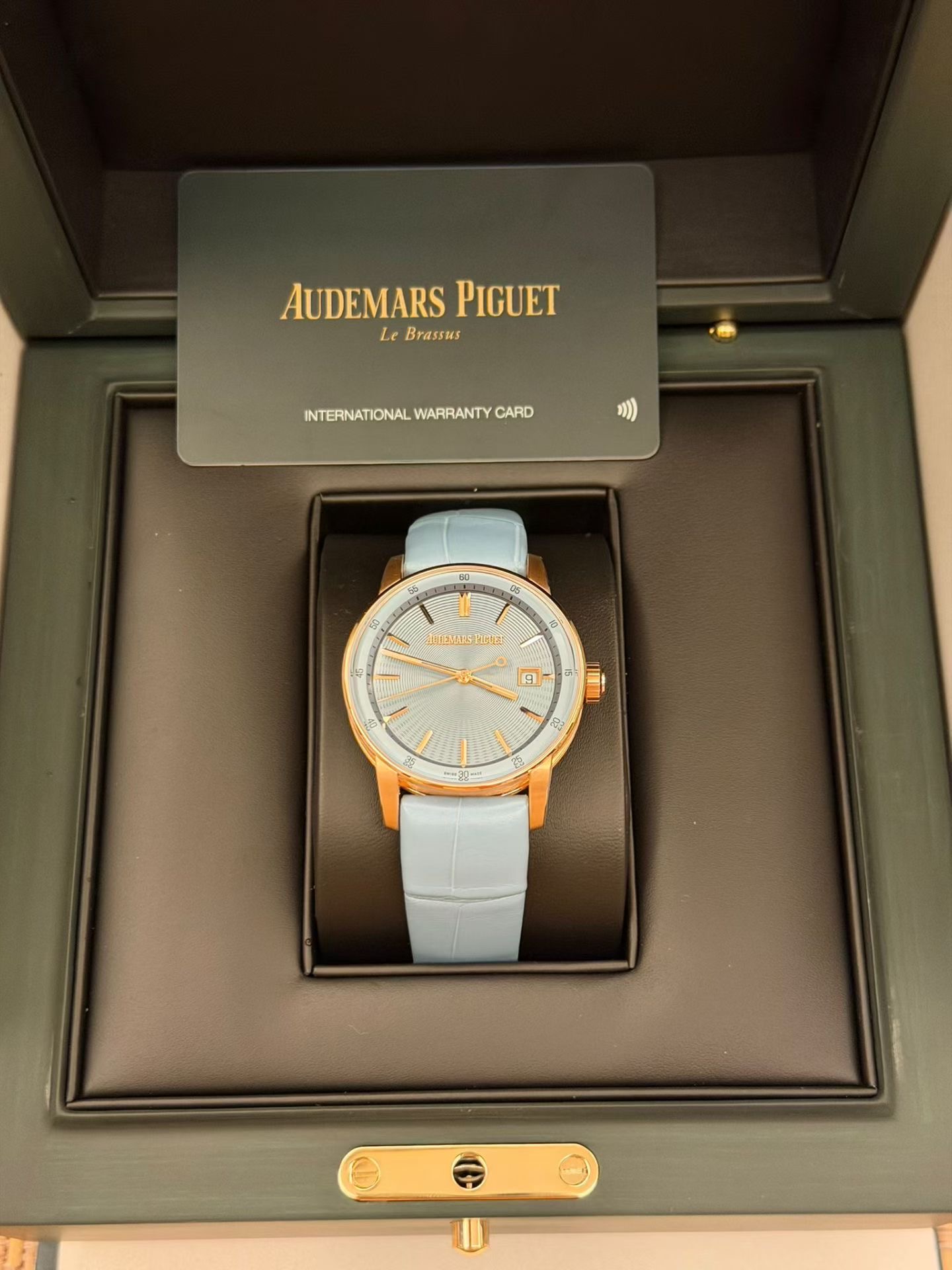 Audemars Piguet 77410OR.OO.A344CR.01 detail 4