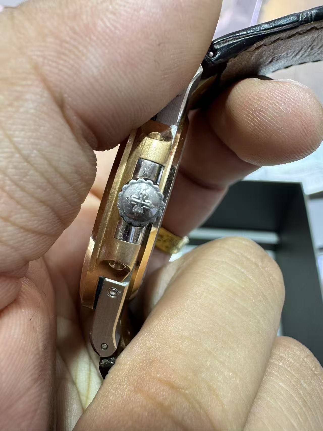 Patek Philippe 5712GR-001 detail 2