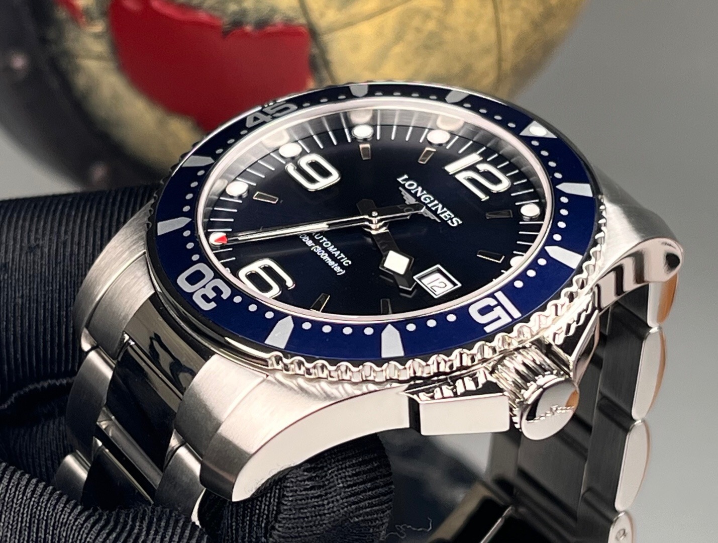 Longines L3.841.4.96.6 detail 2