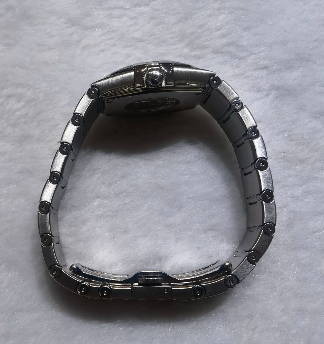 Omega 123.10.27.60.55.001 detail 5
