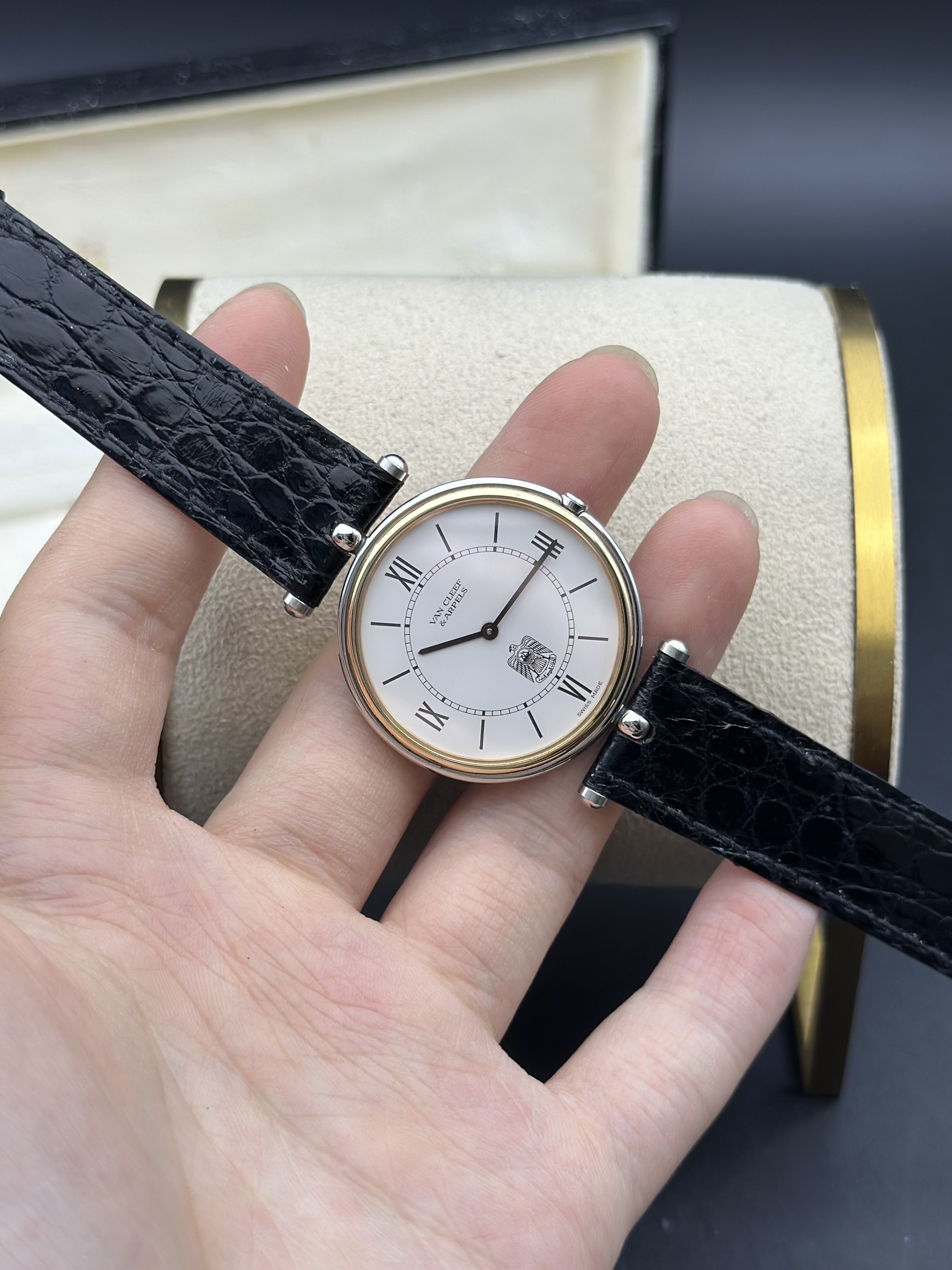 Van Cleef & Arpels Vintage detail 1