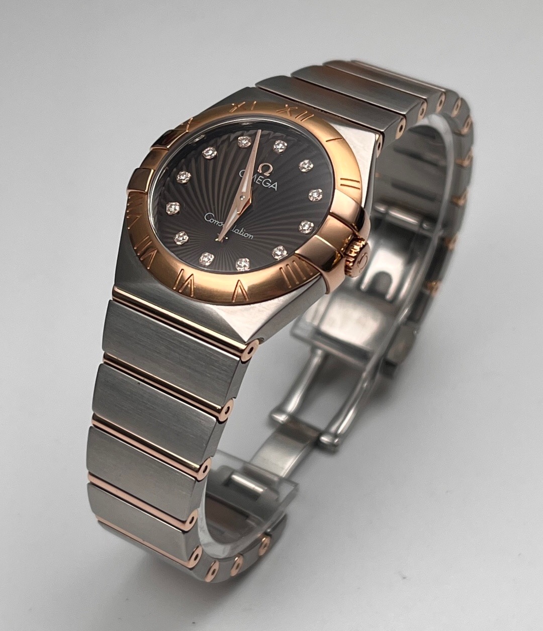 Omega 123.20.27.60.63.002 detail 4
