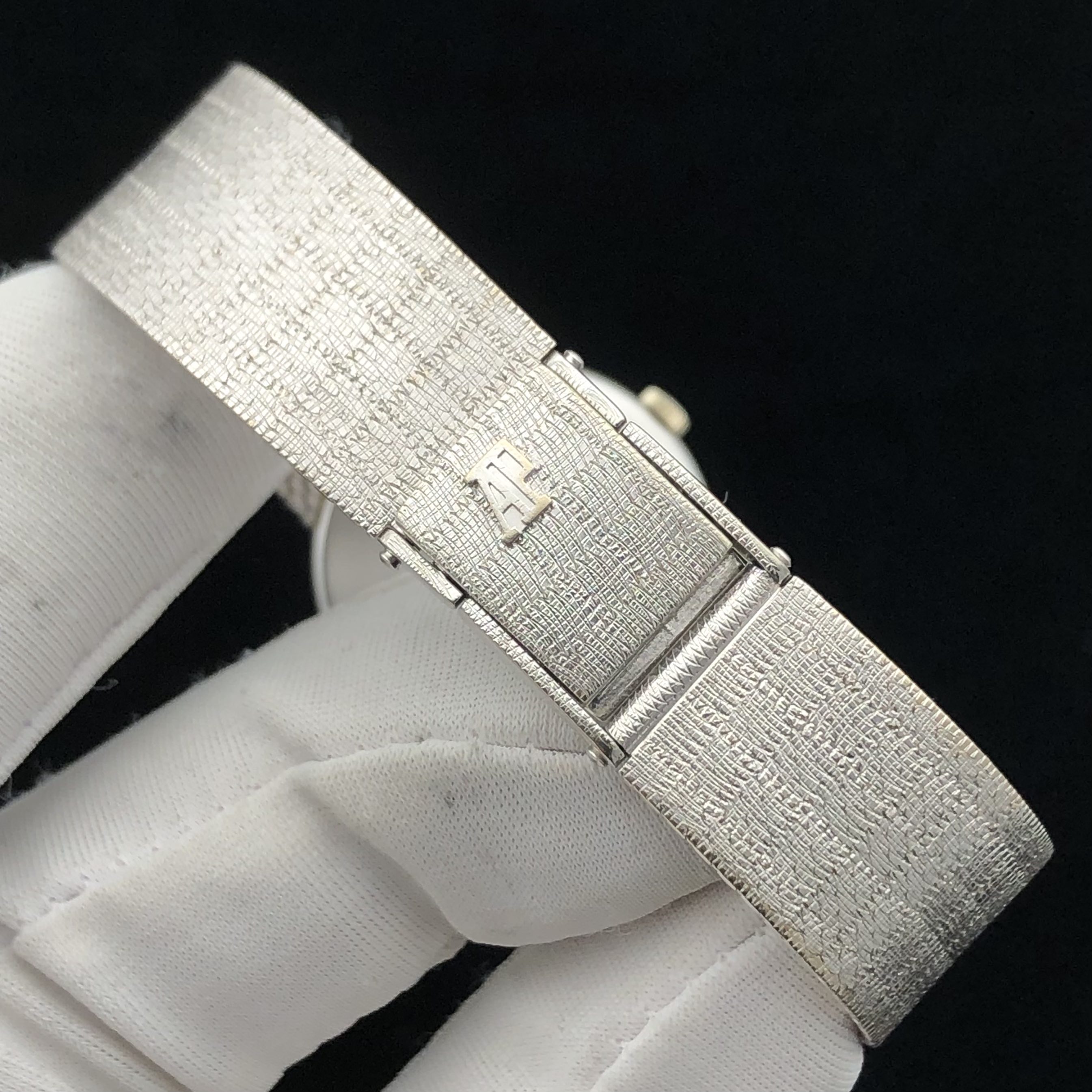 Audemars Piguet Vintage detail 3