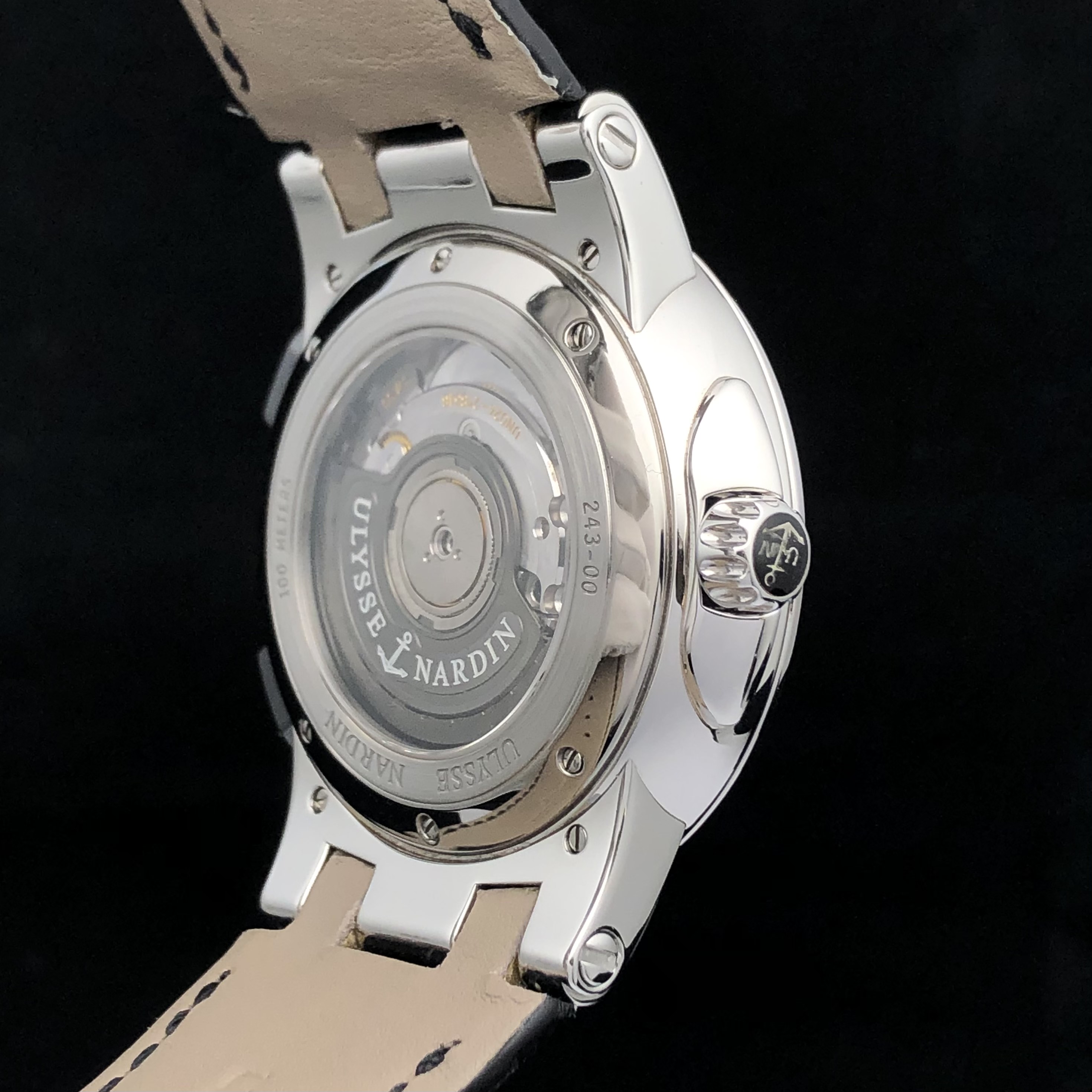 Ulysse Nardin 243-00 detail 6