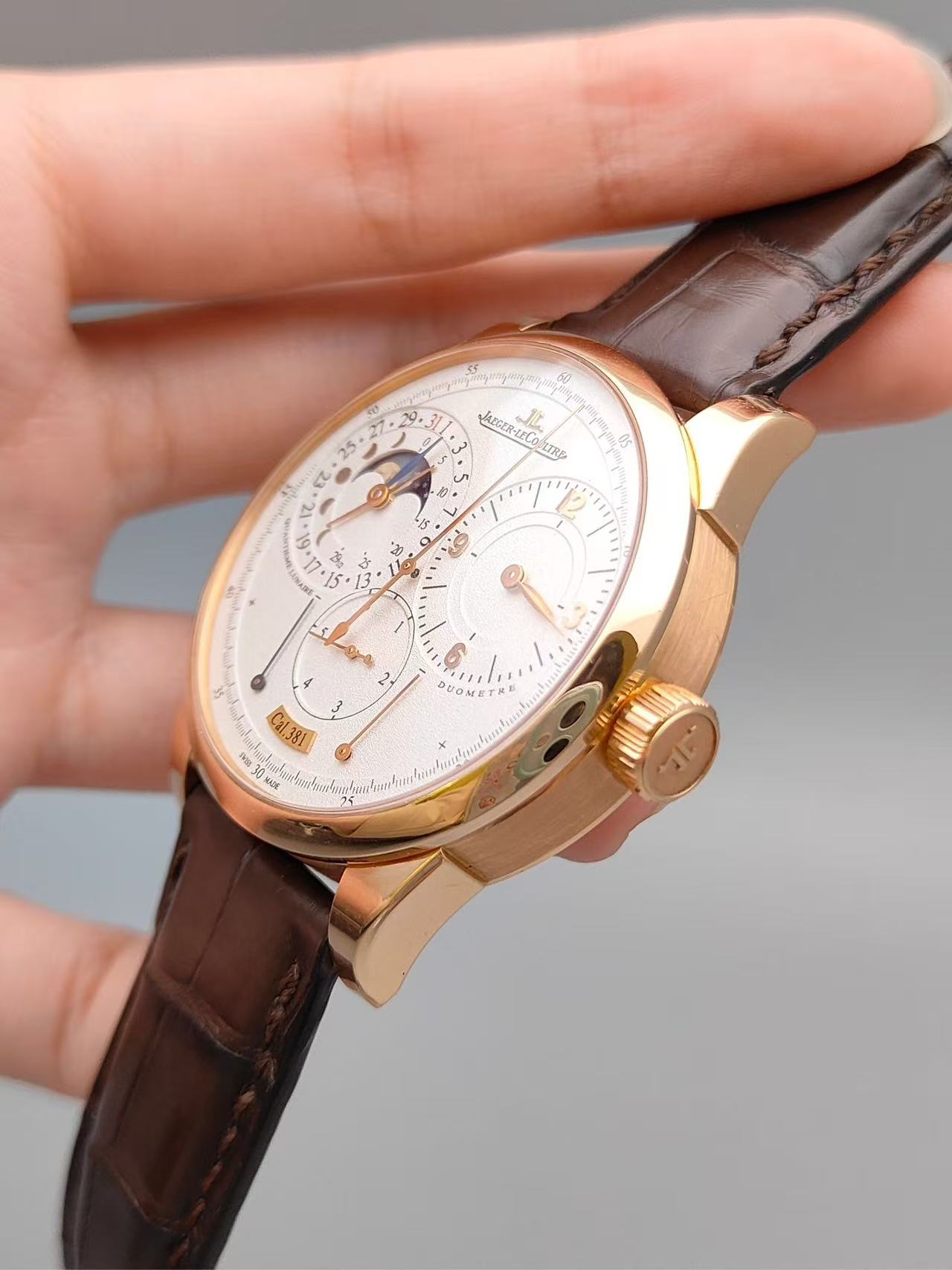 Jaeger-LeCoultre 6042521 detail 2