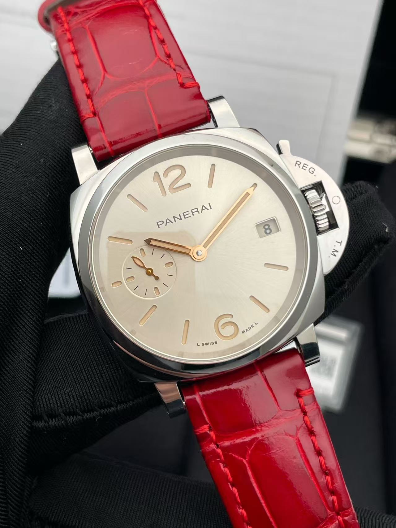 Panerai PAM01248 detail 1