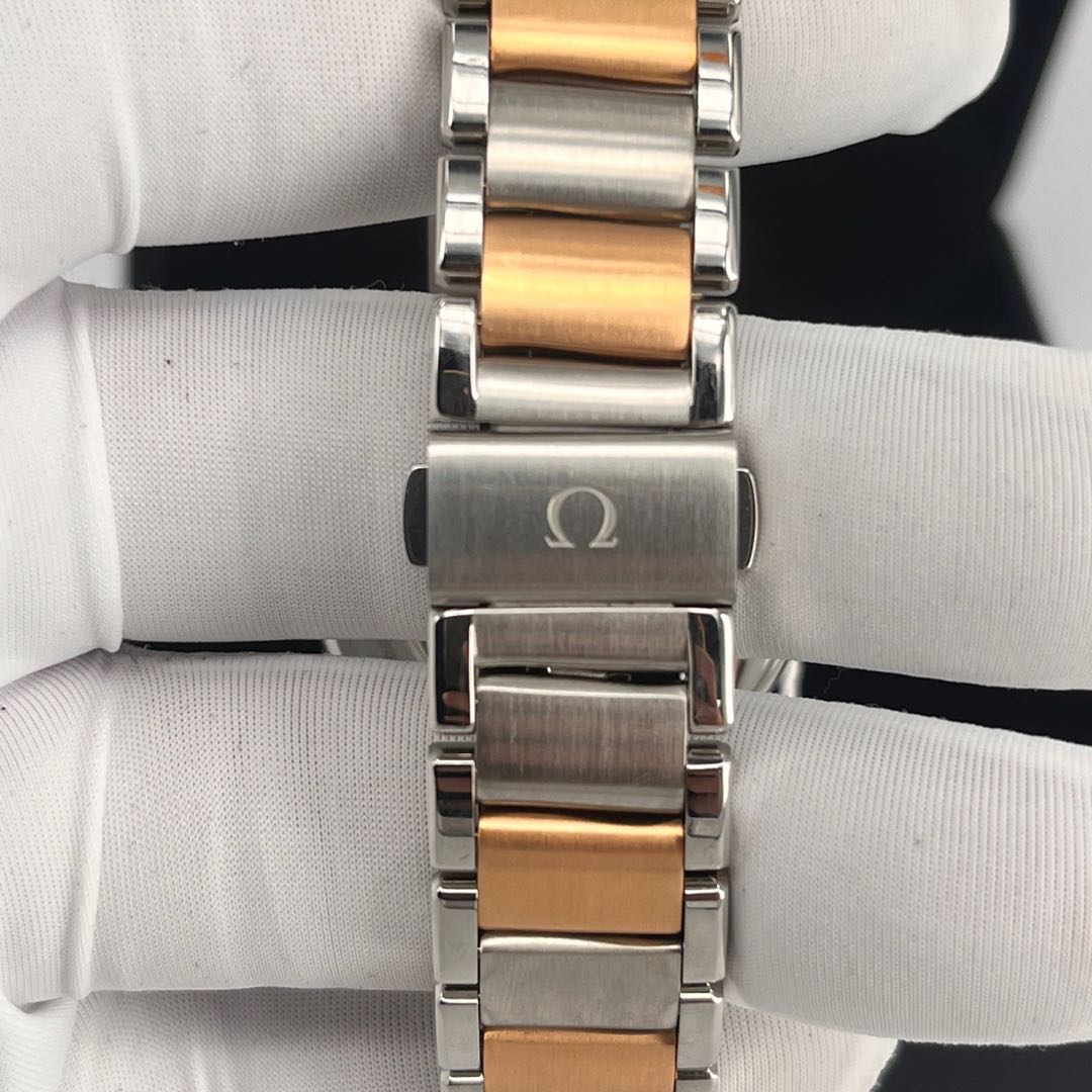 Omega 424.25.34.20.55.001 detail 4