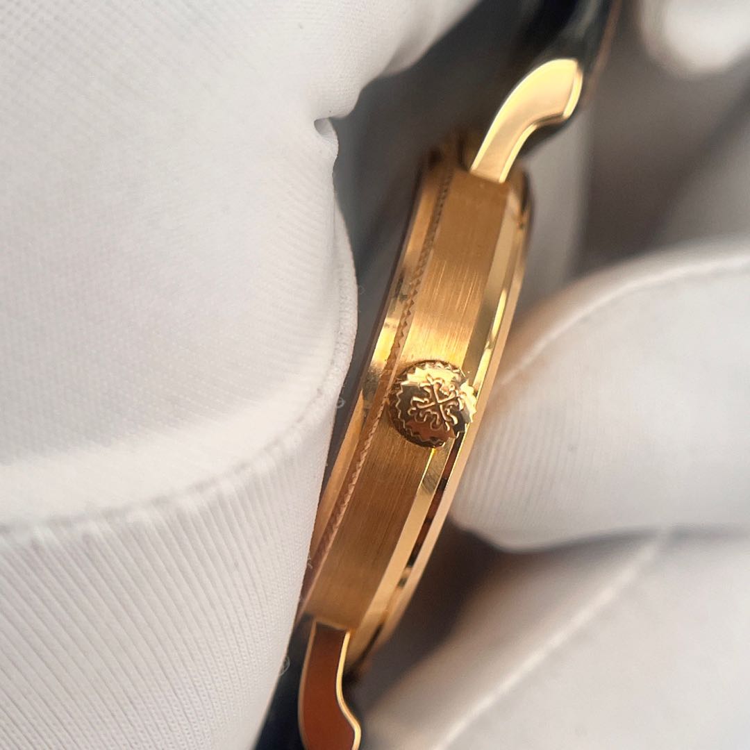 Patek Philippe 3802J detail 4