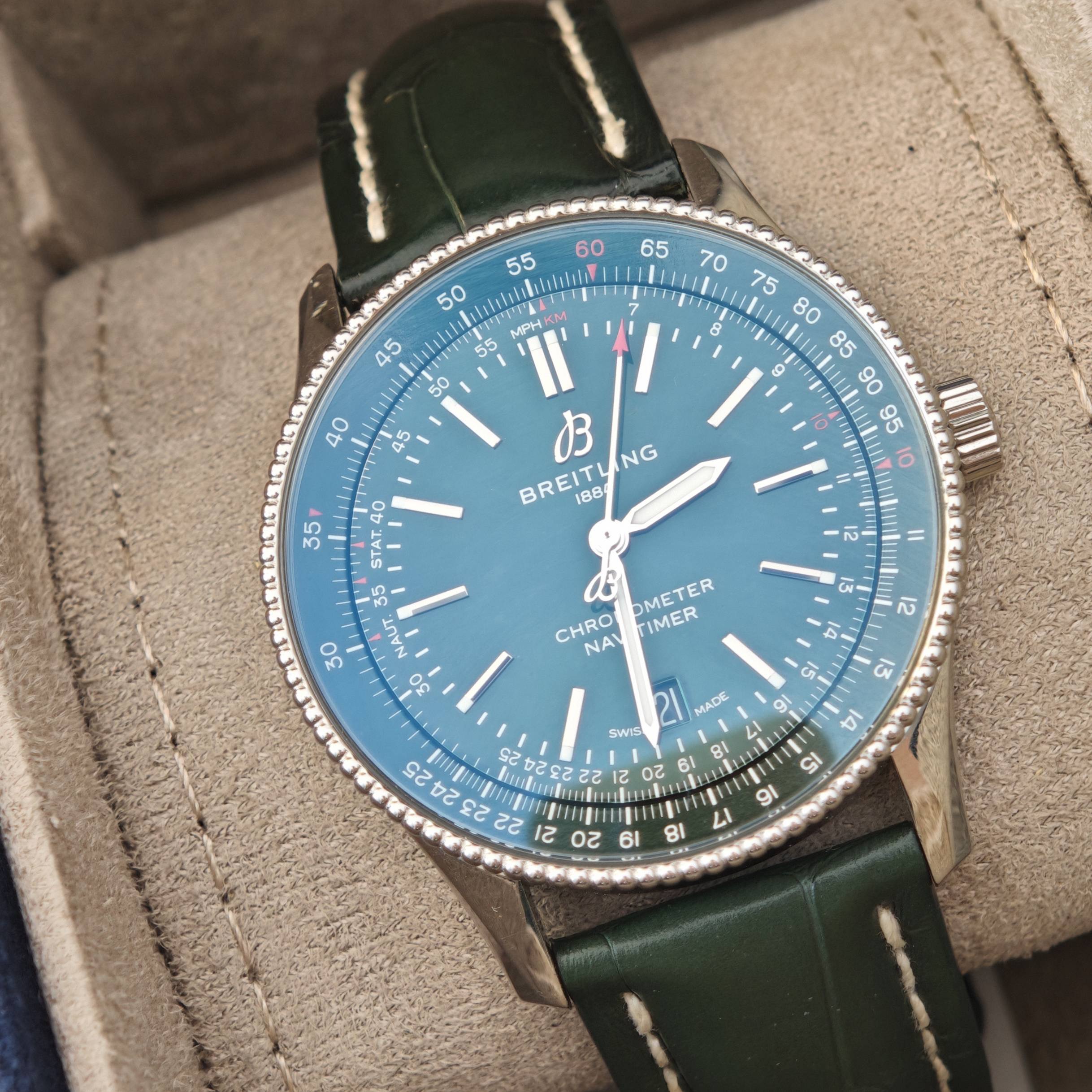 Breitling A17326361L1P1