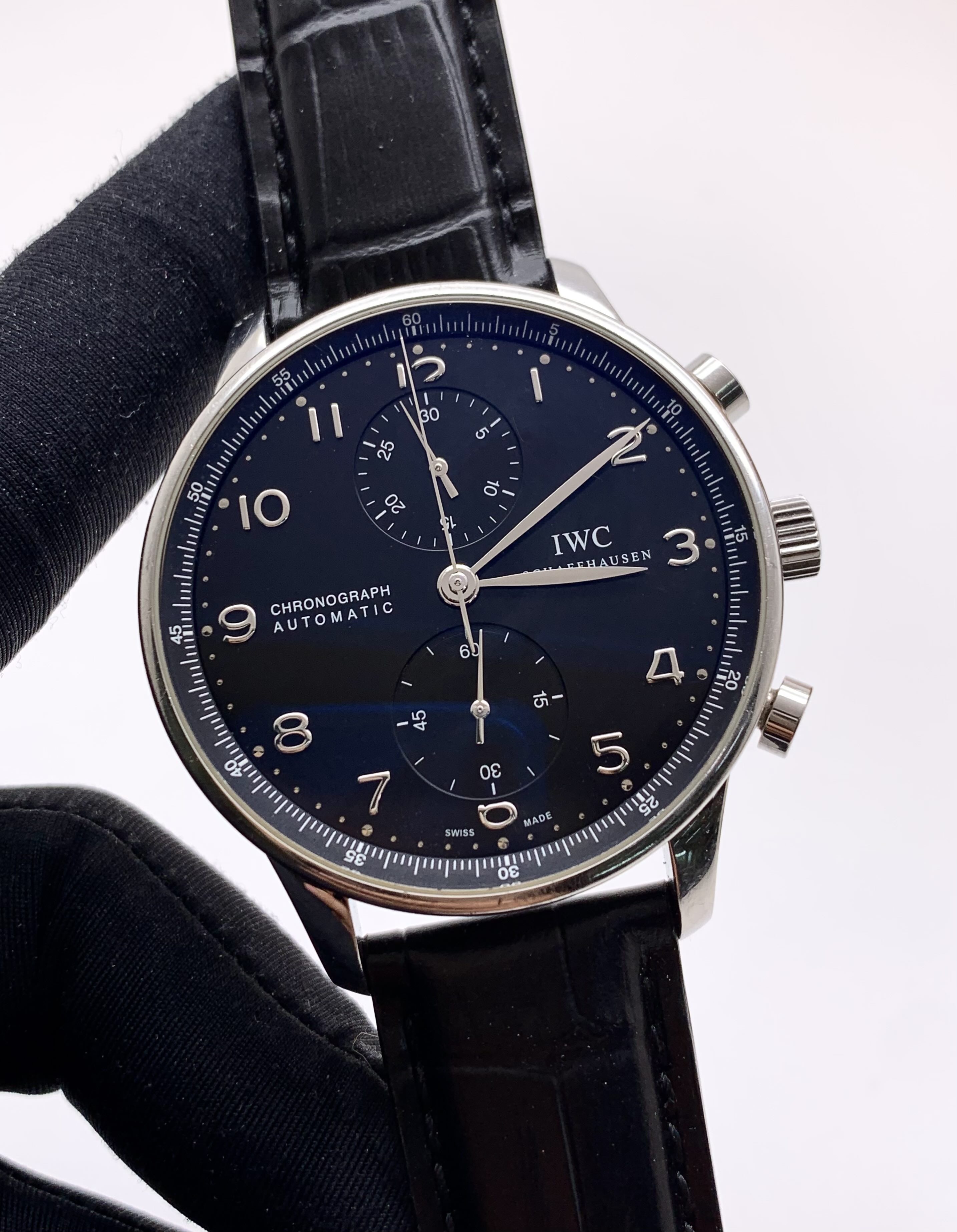 IWC 371438 detail 7