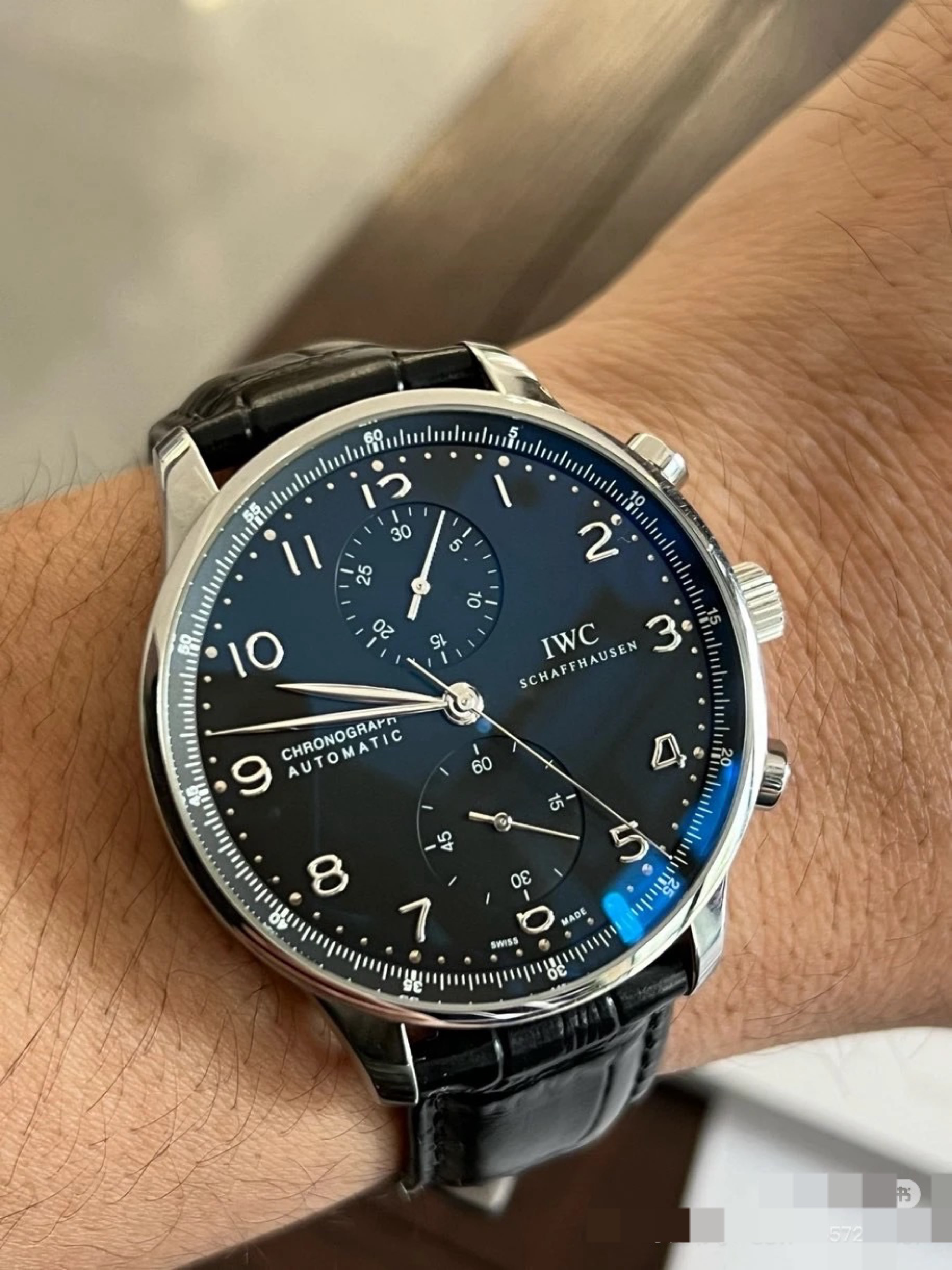 IWC 371438 detail 8