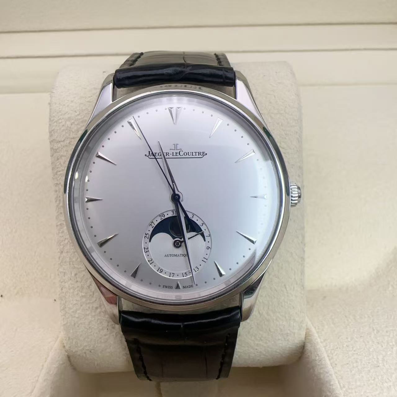 Jaeger-LeCoultre 1368420 detail 1