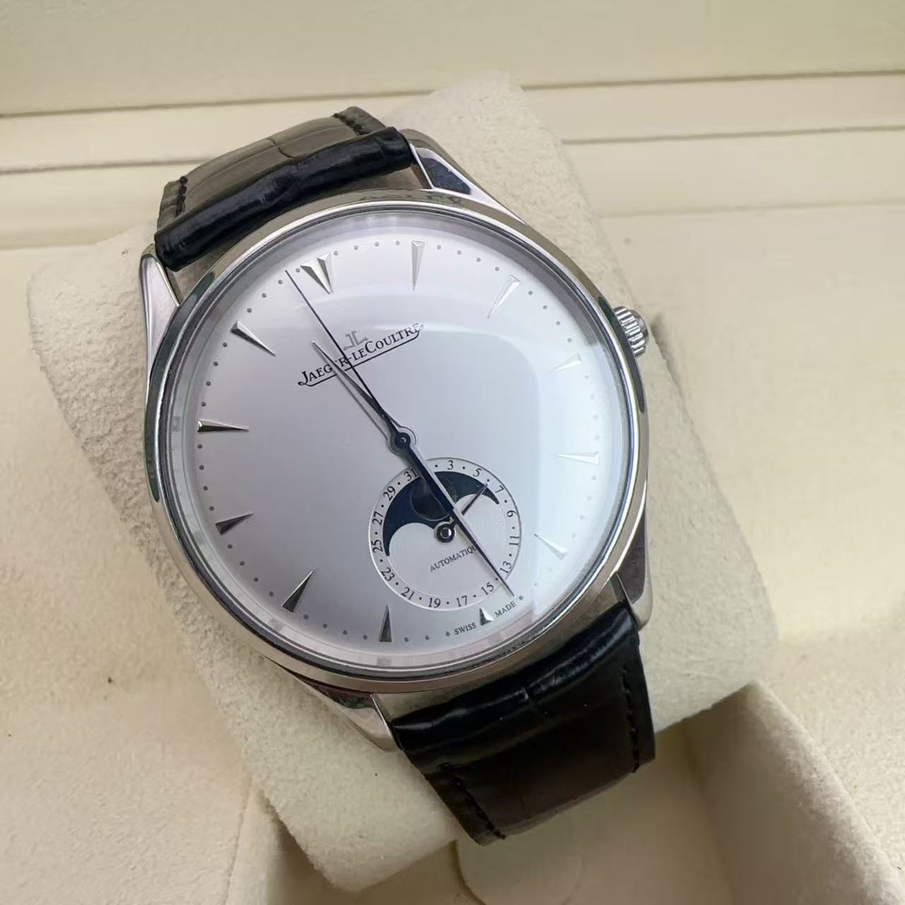 Jaeger-LeCoultre 1368420 detail 2
