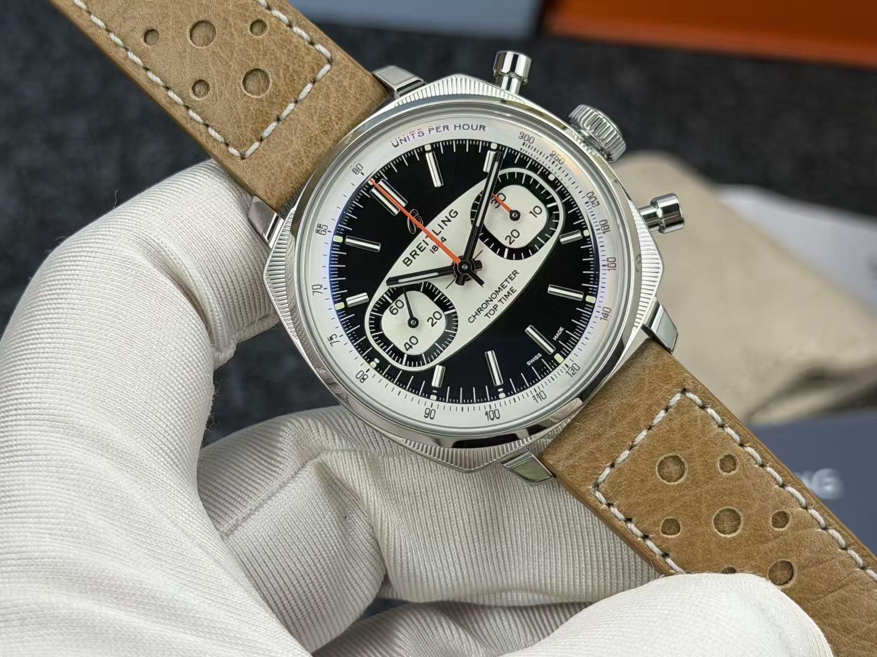 Breitling AB01771A1B1X1 detail 2