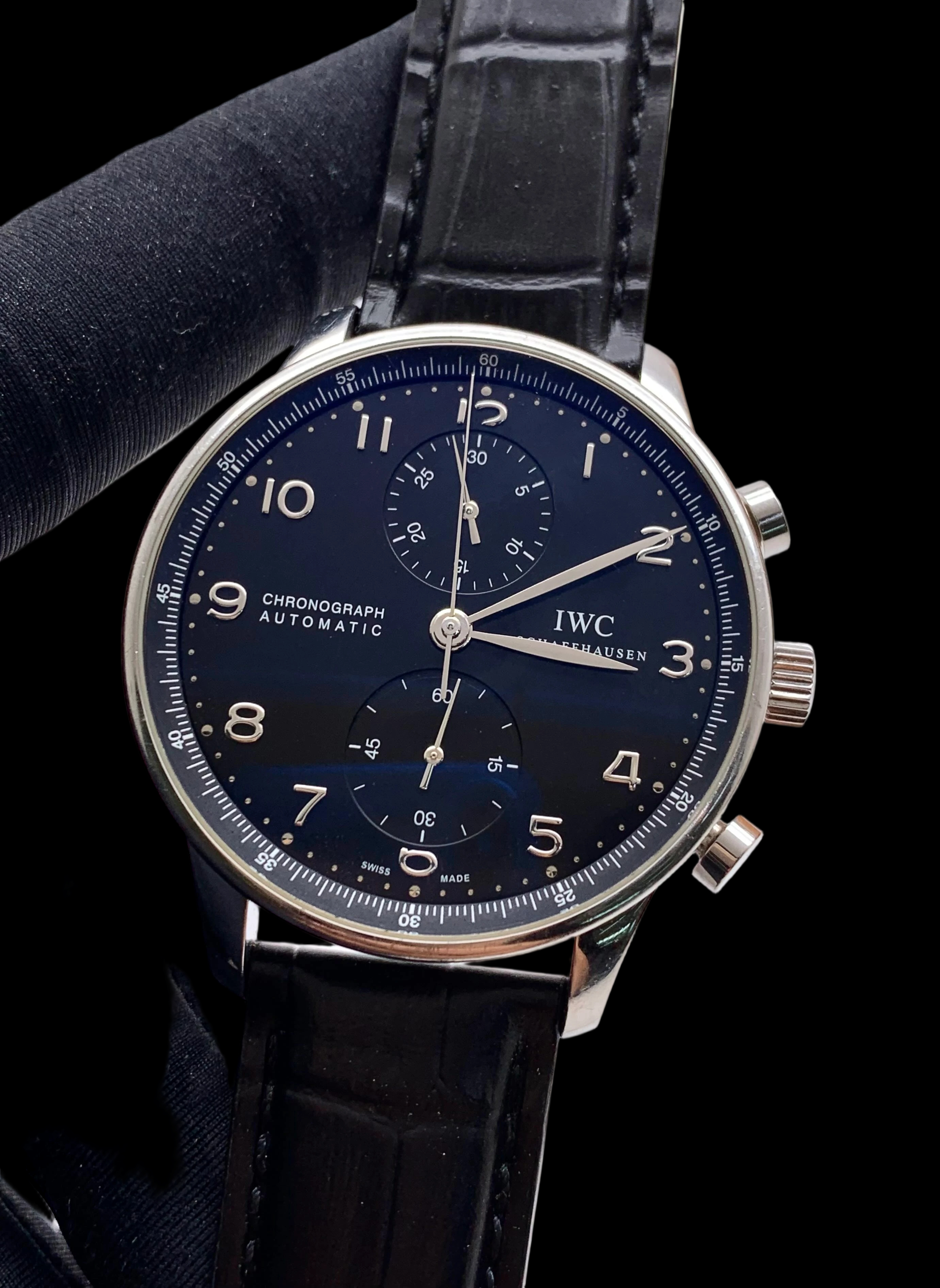IWC 371438 detail 1