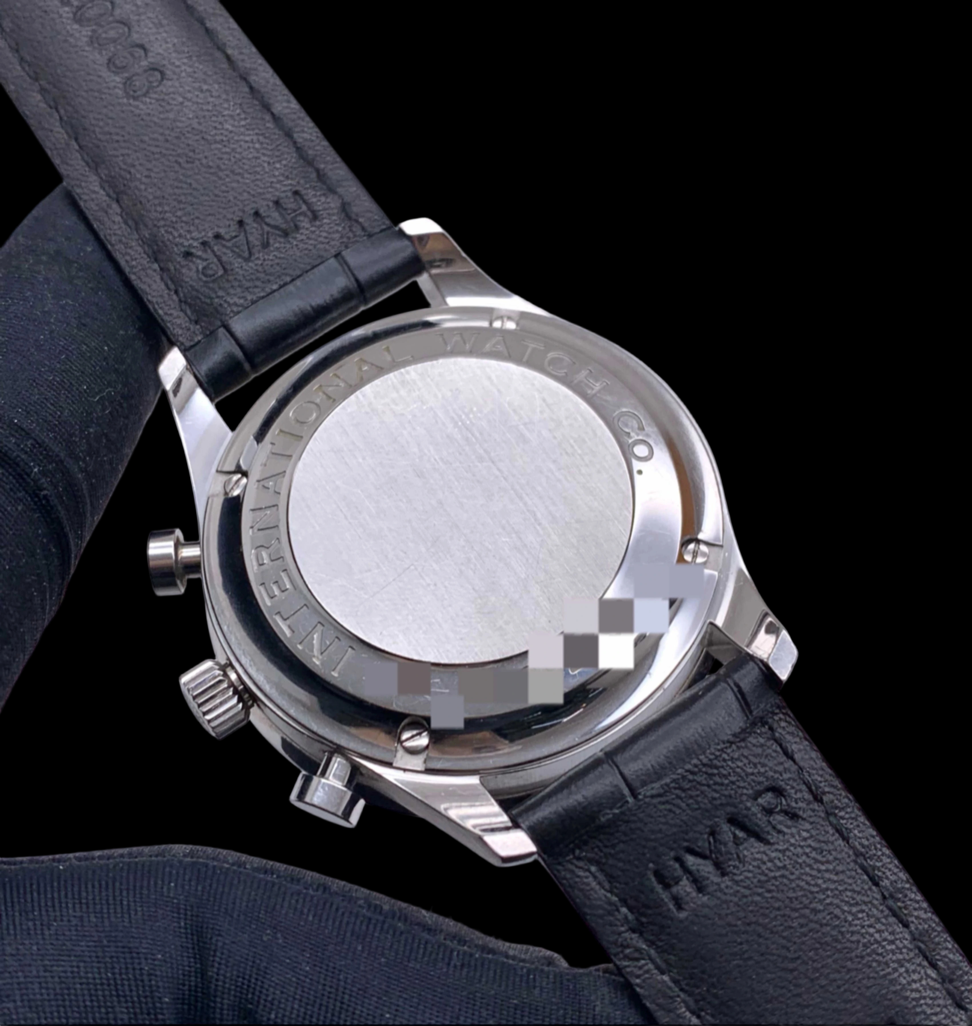 IWC 371438 detail 3