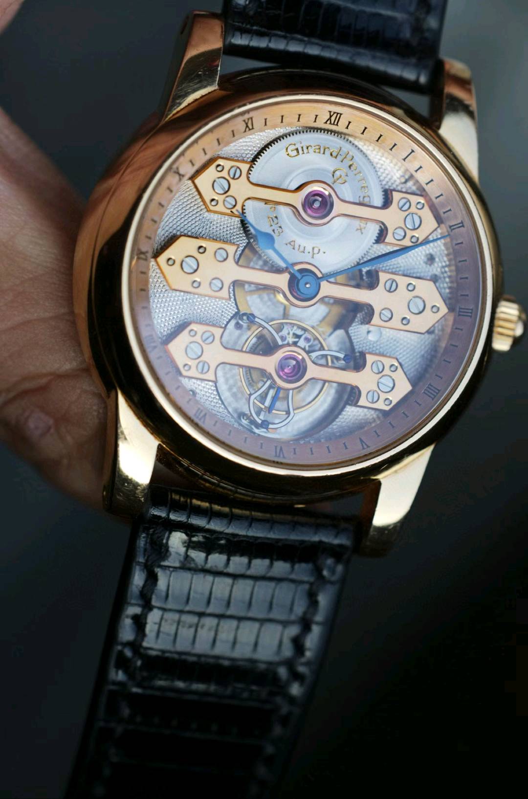 Girard Perregaux 99000 detail 2