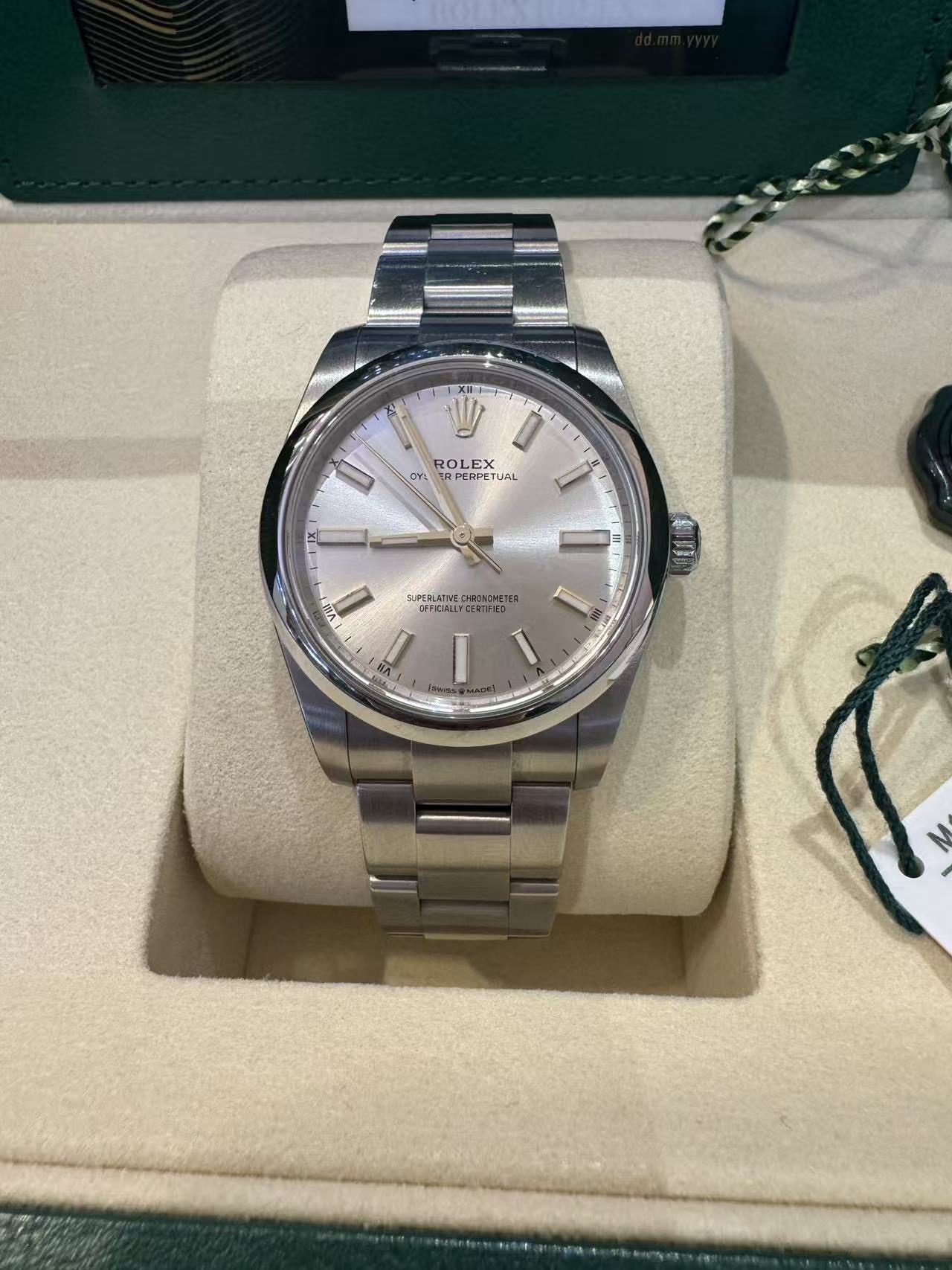 Rolex m124200-0001