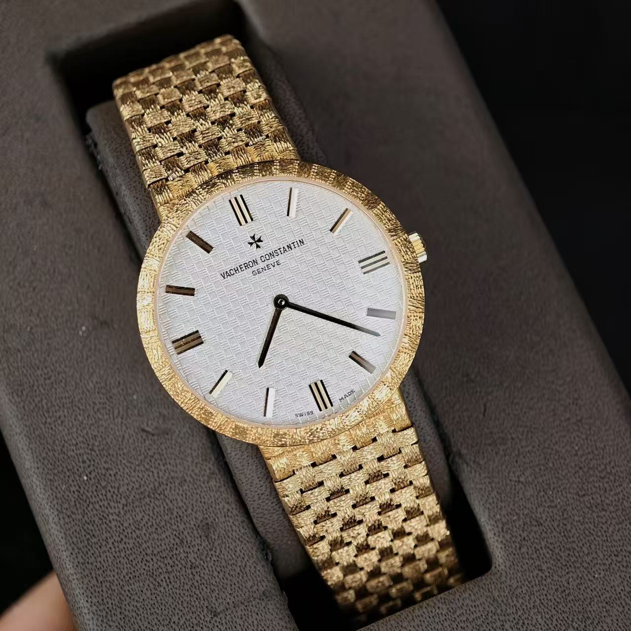 Vacheron Constantin 81162 / 206J detail 1