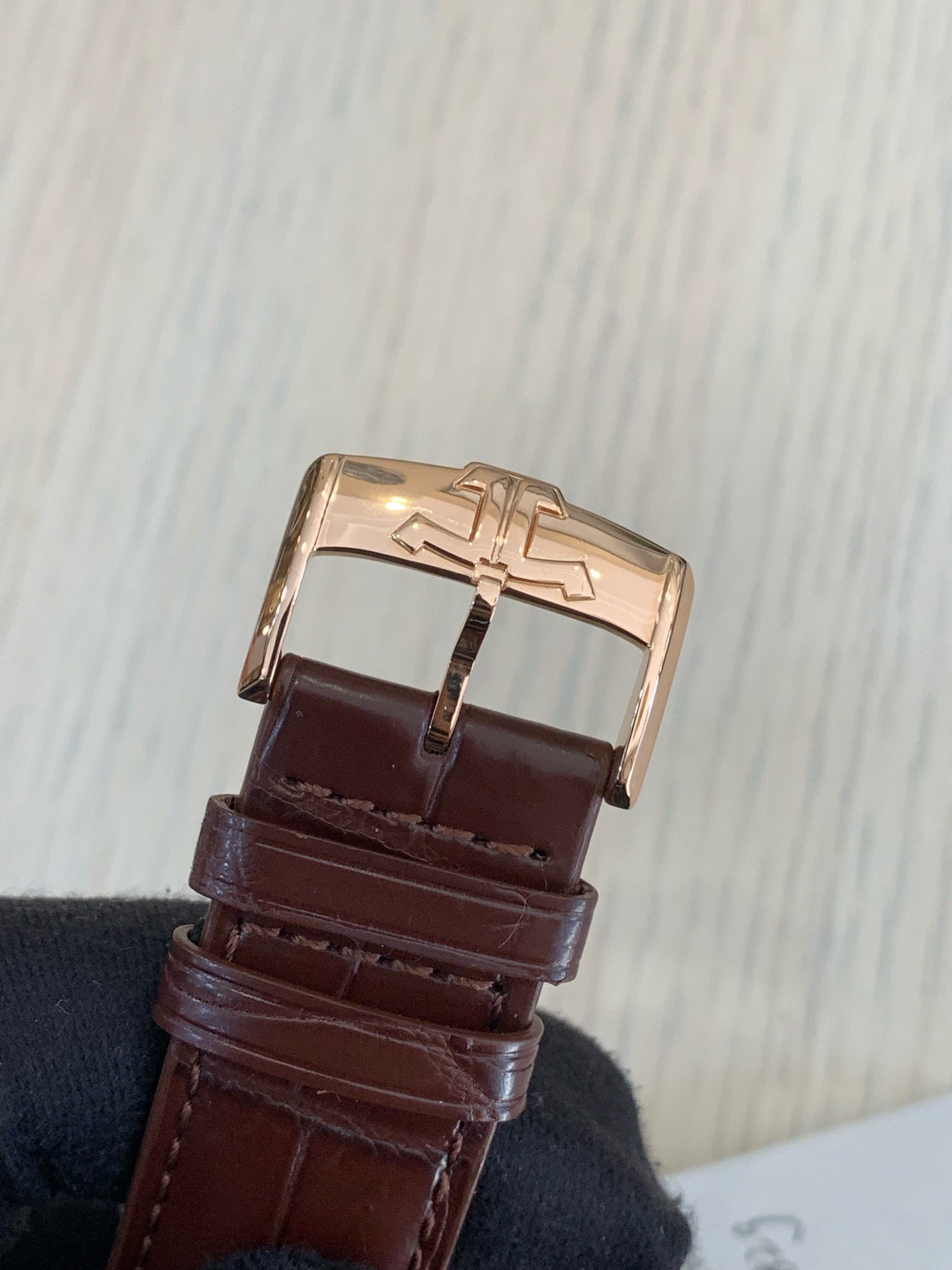 Jaeger-LeCoultre 8102520 detail 4