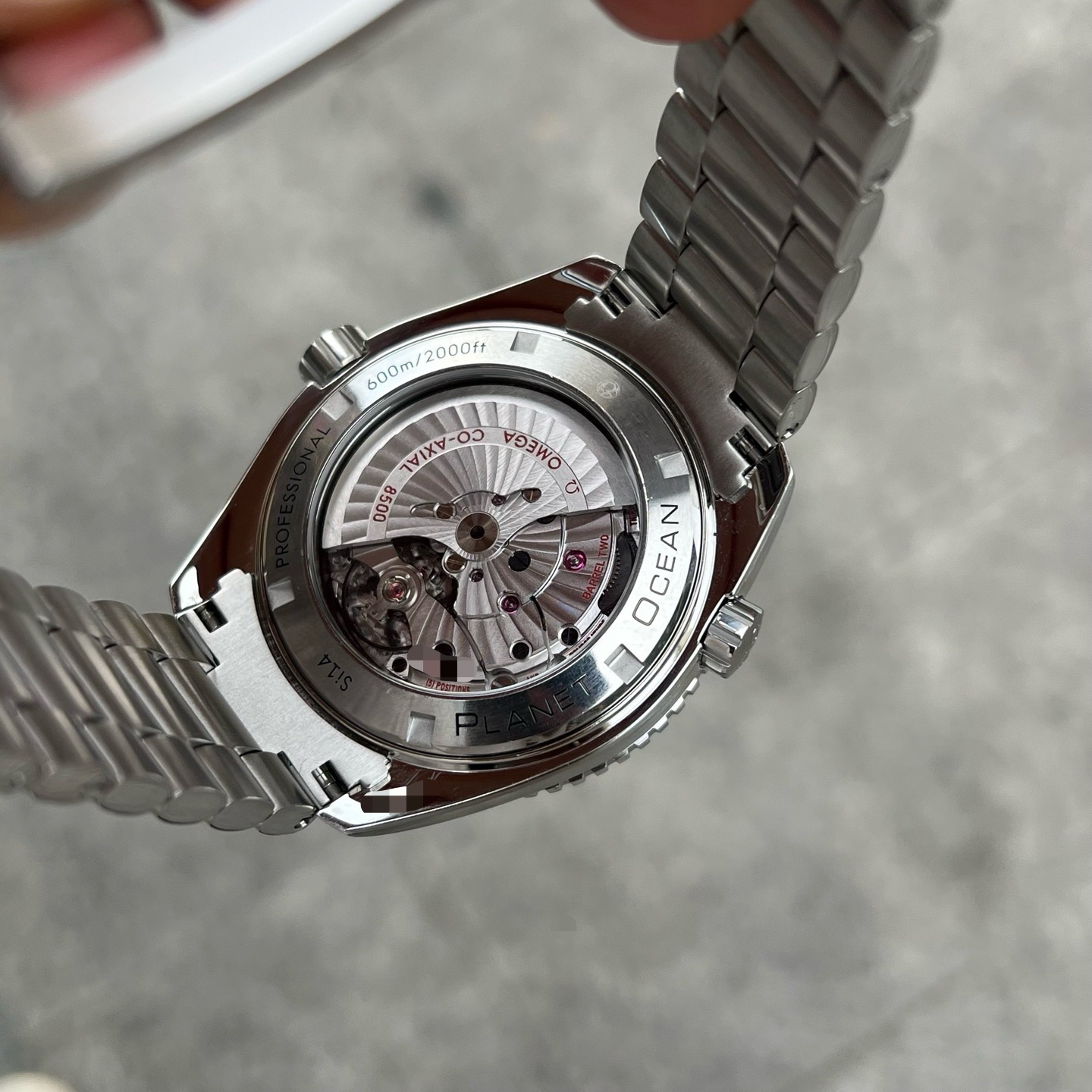 Omega 232.30.46.21.01.003 detail 3