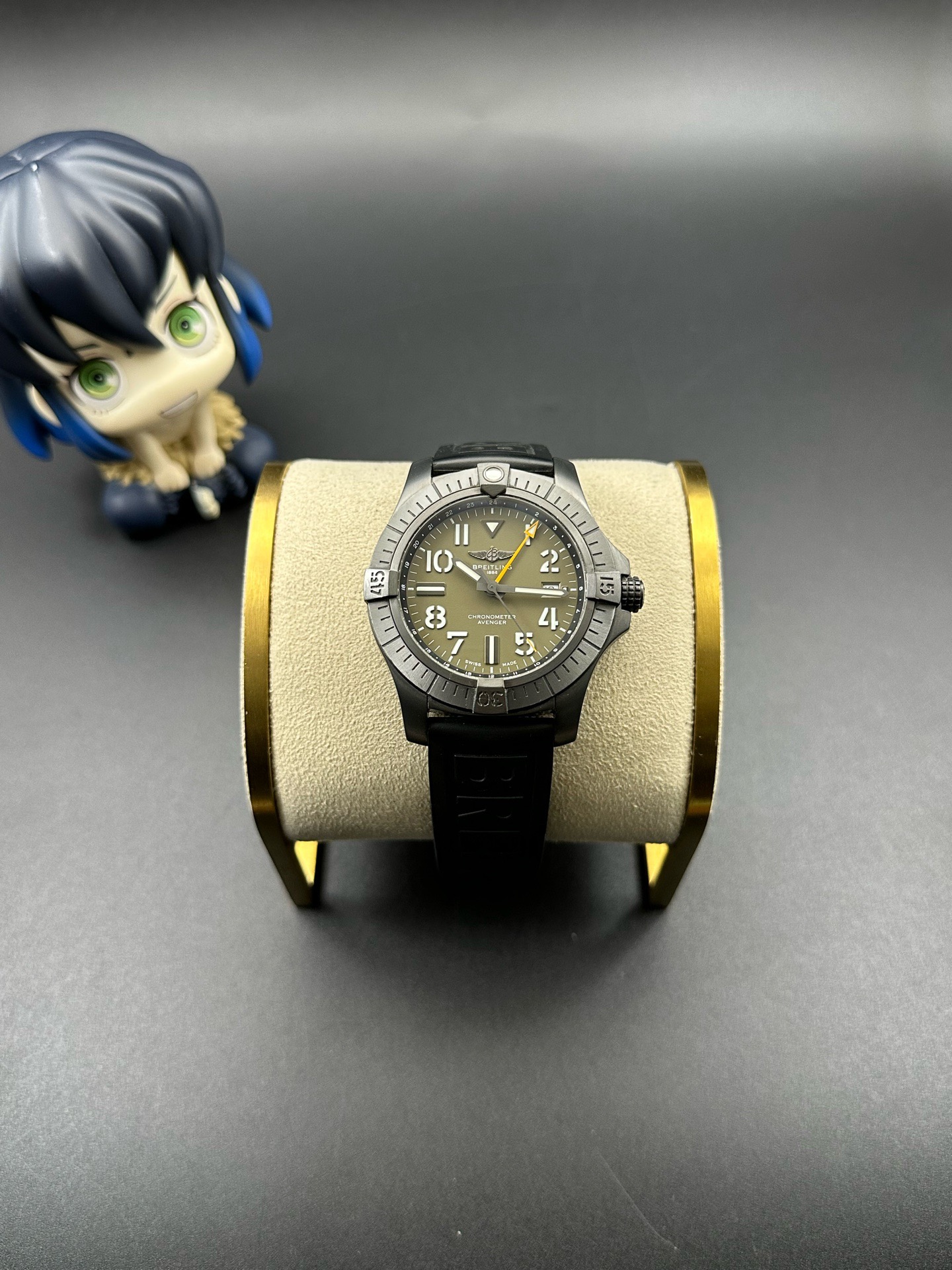 Breitling V323952A1L1X2 detail 2