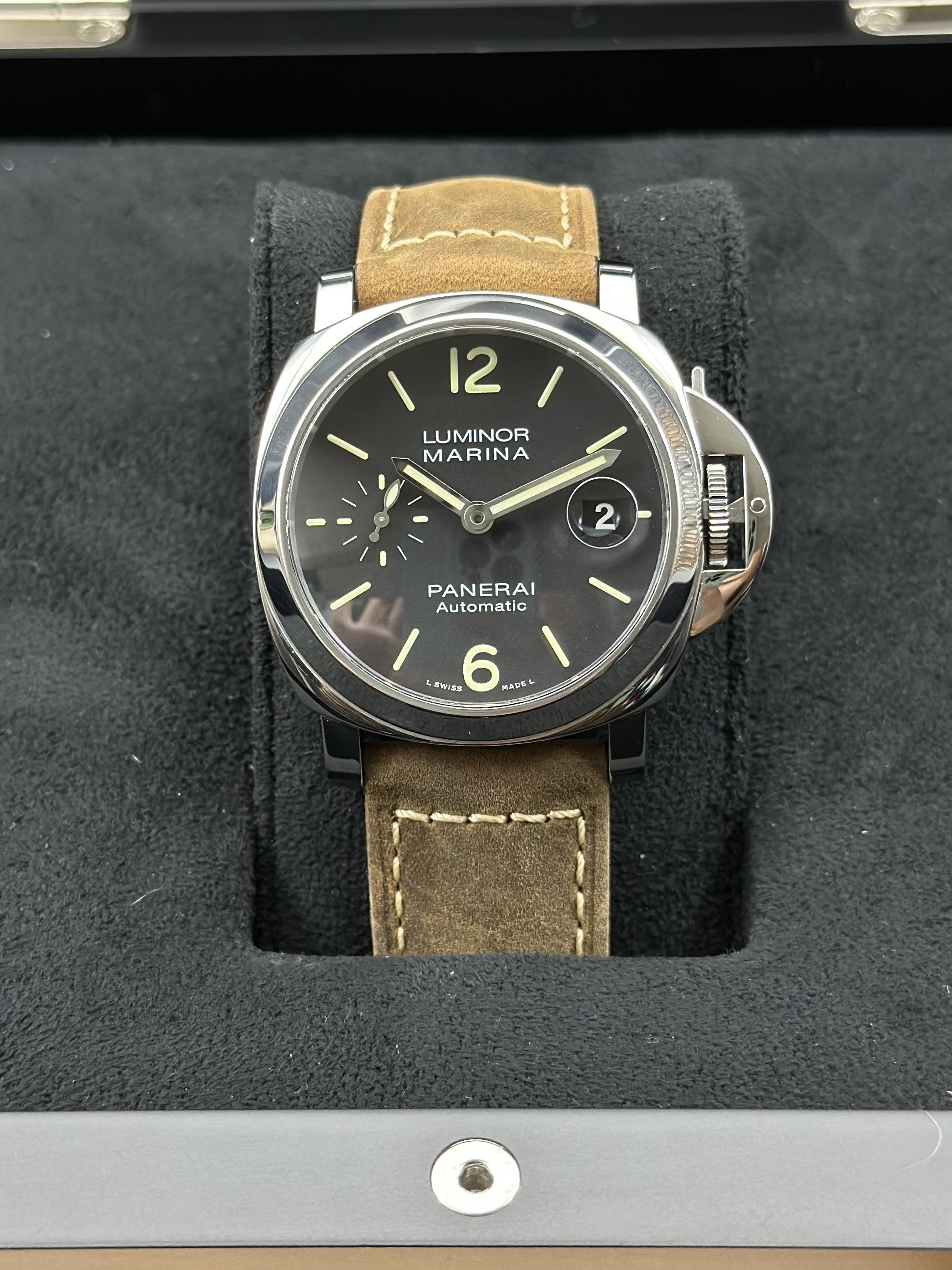 Panerai PAM01048