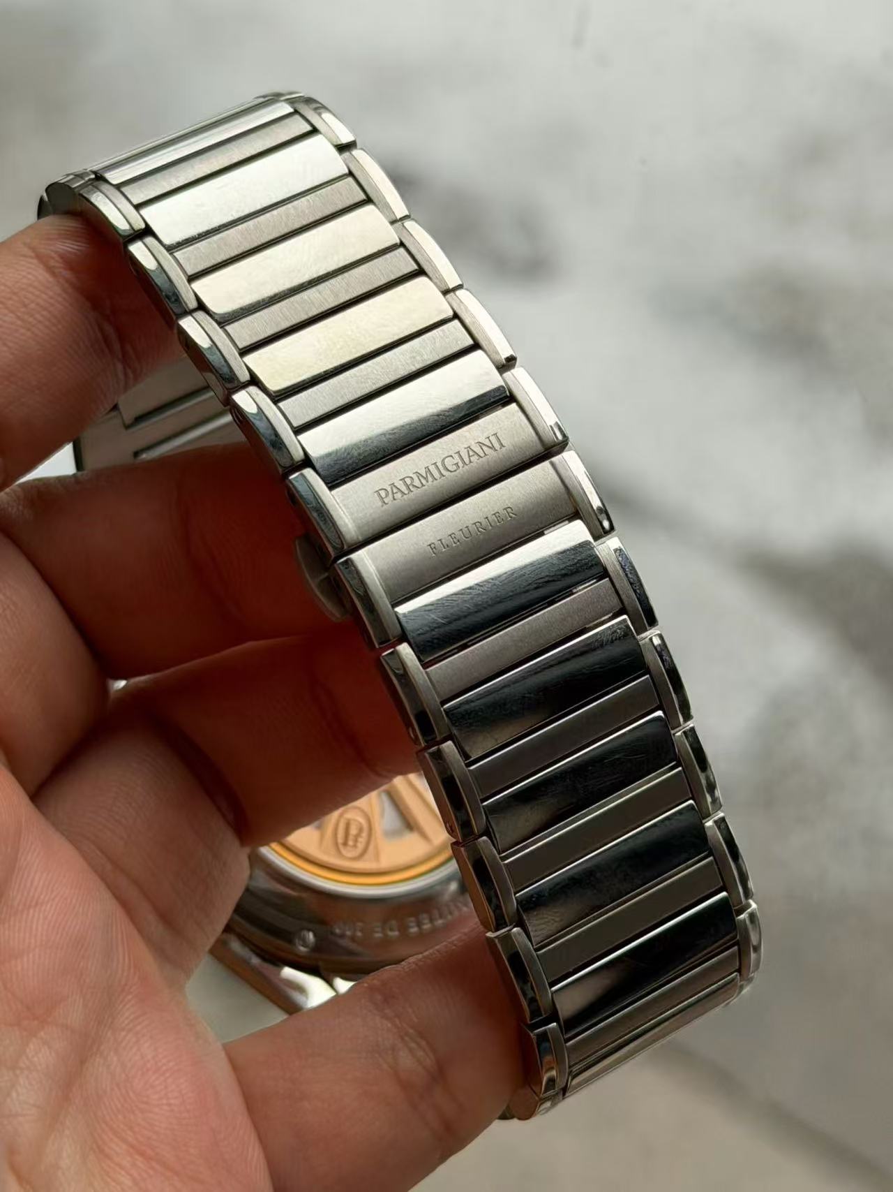 Parmigiani Fleurier PFC906-0000210-B00182 detail 4